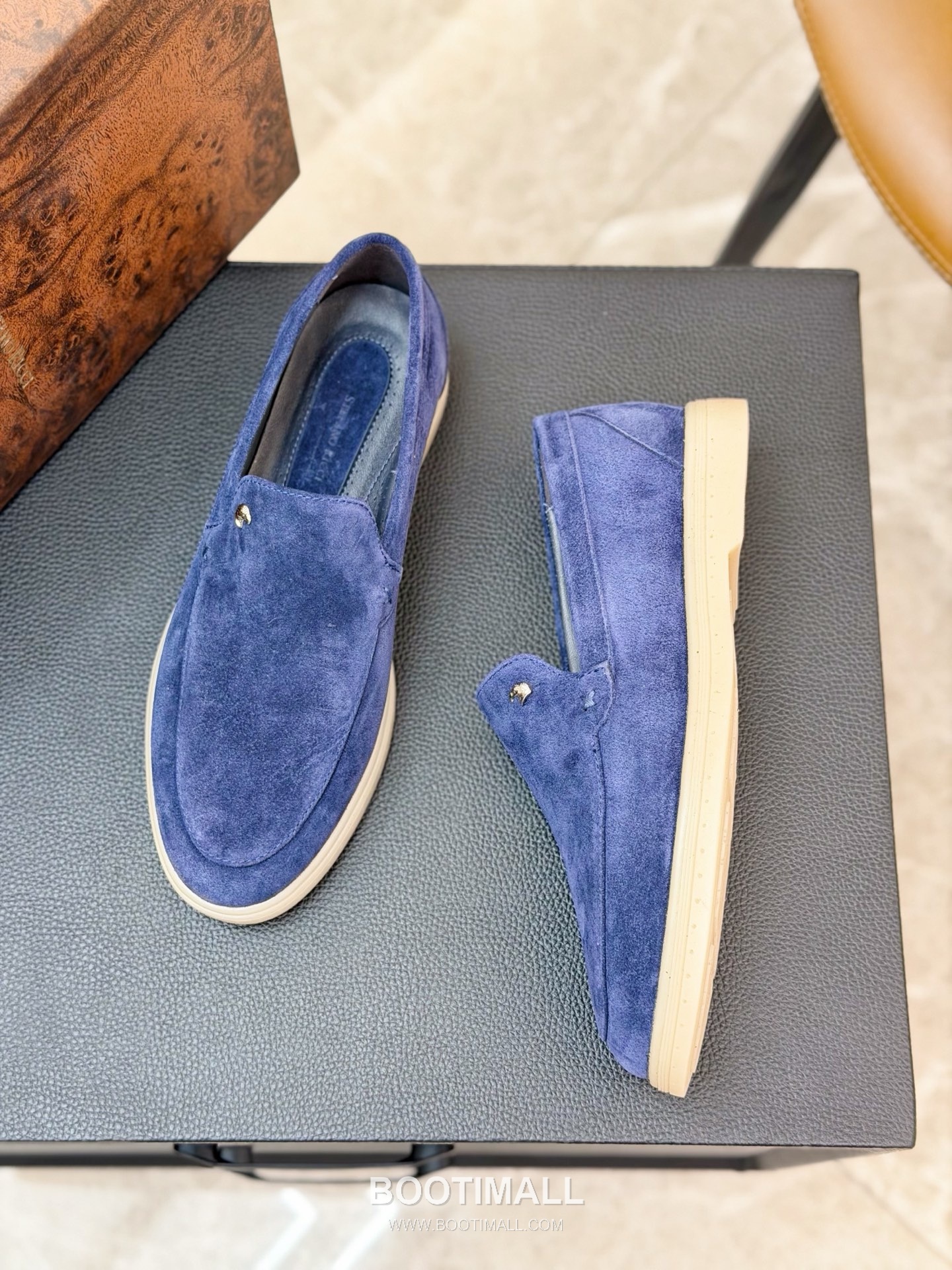 Stefano Ricci Nappa Calfskin Leather Low Sneakers with Metal Logo Tongue Buckle Detail 스테파노리치 나파 카프스킨 레더 로우 스니커즈 메탈 로고 텅 버클 디테일 3cm 2