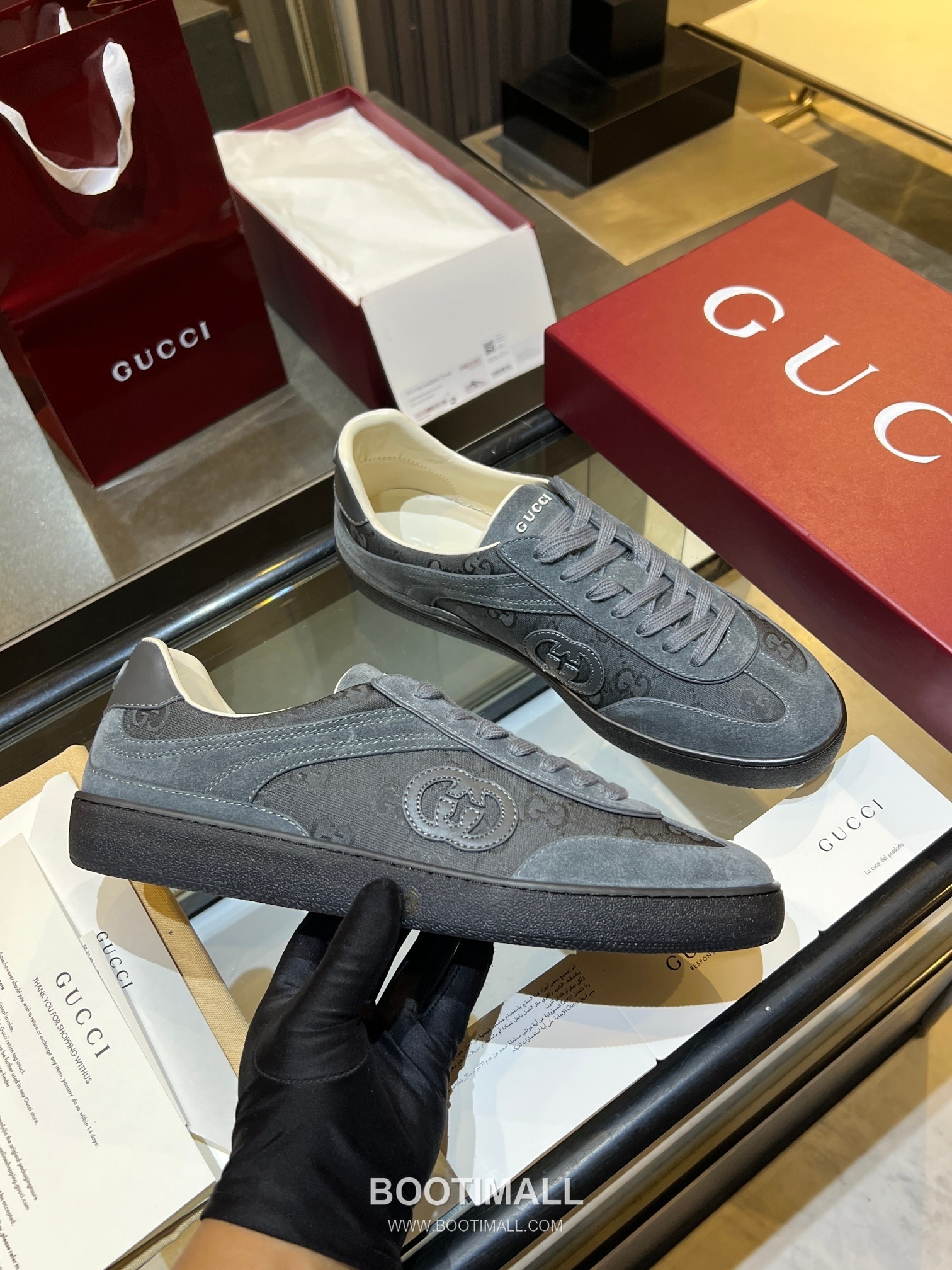 Gucci German Trainer Leather Mesh Suede Low Sneakers with Embossed Logo TPU Sole Detail 구찌 저먼 트레이너 레더 메쉬 스웨이드 로우 스니커즈 엠보싱 로고 TPU 솔 디테일 3cm 1