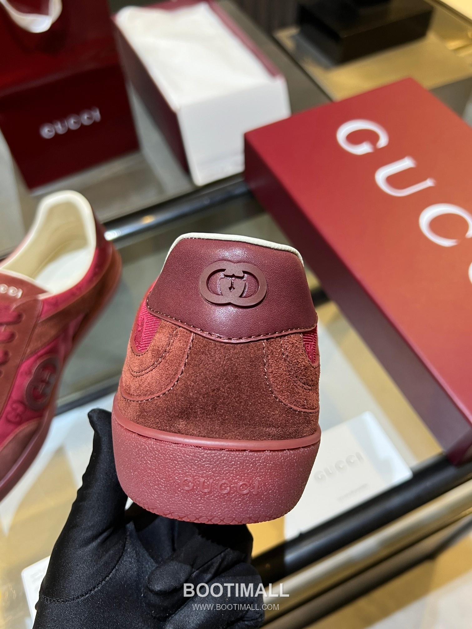 Gucci German Trainer Leather Mesh Suede Low Sneakers with Embossed Logo TPU Sole Detail 구찌 저먼 트레이너 레더 메쉬 스웨이드 로우 스니커즈 엠보싱 로고 TPU 솔 디테일 3cm 9