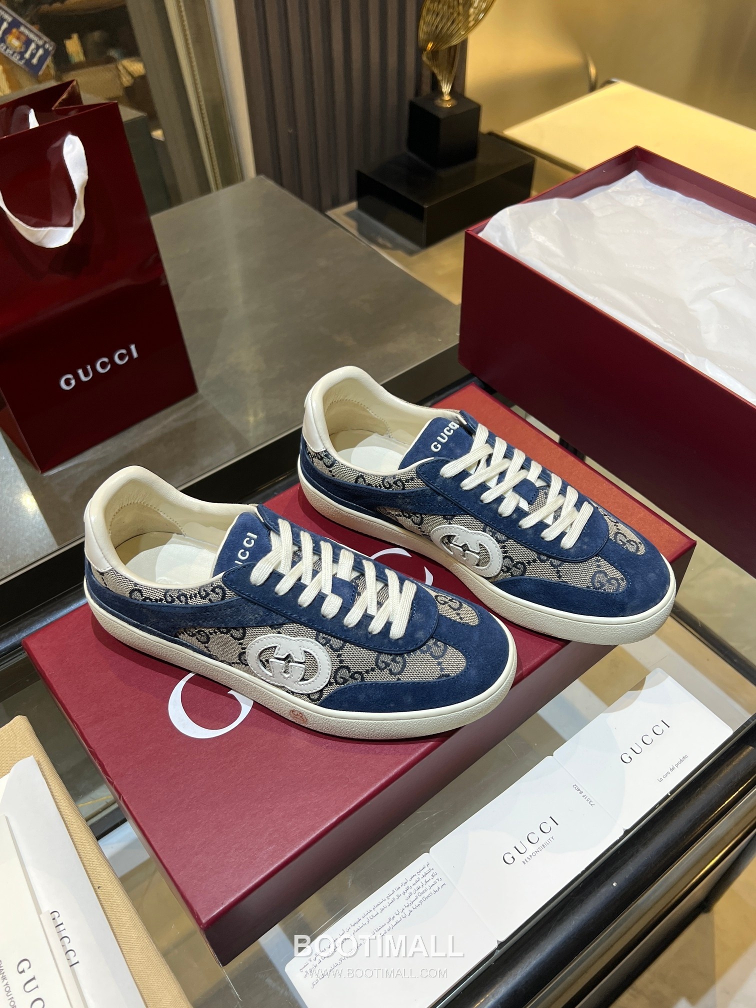 Gucci German Trainer Leather Mesh Suede Low Sneakers with Embossed Logo TPU Sole Detail 구찌 저먼 트레이너 레더 메쉬 스웨이드 로우 스니커즈 엠보싱 로고 TPU 솔 디테일 3cm 3