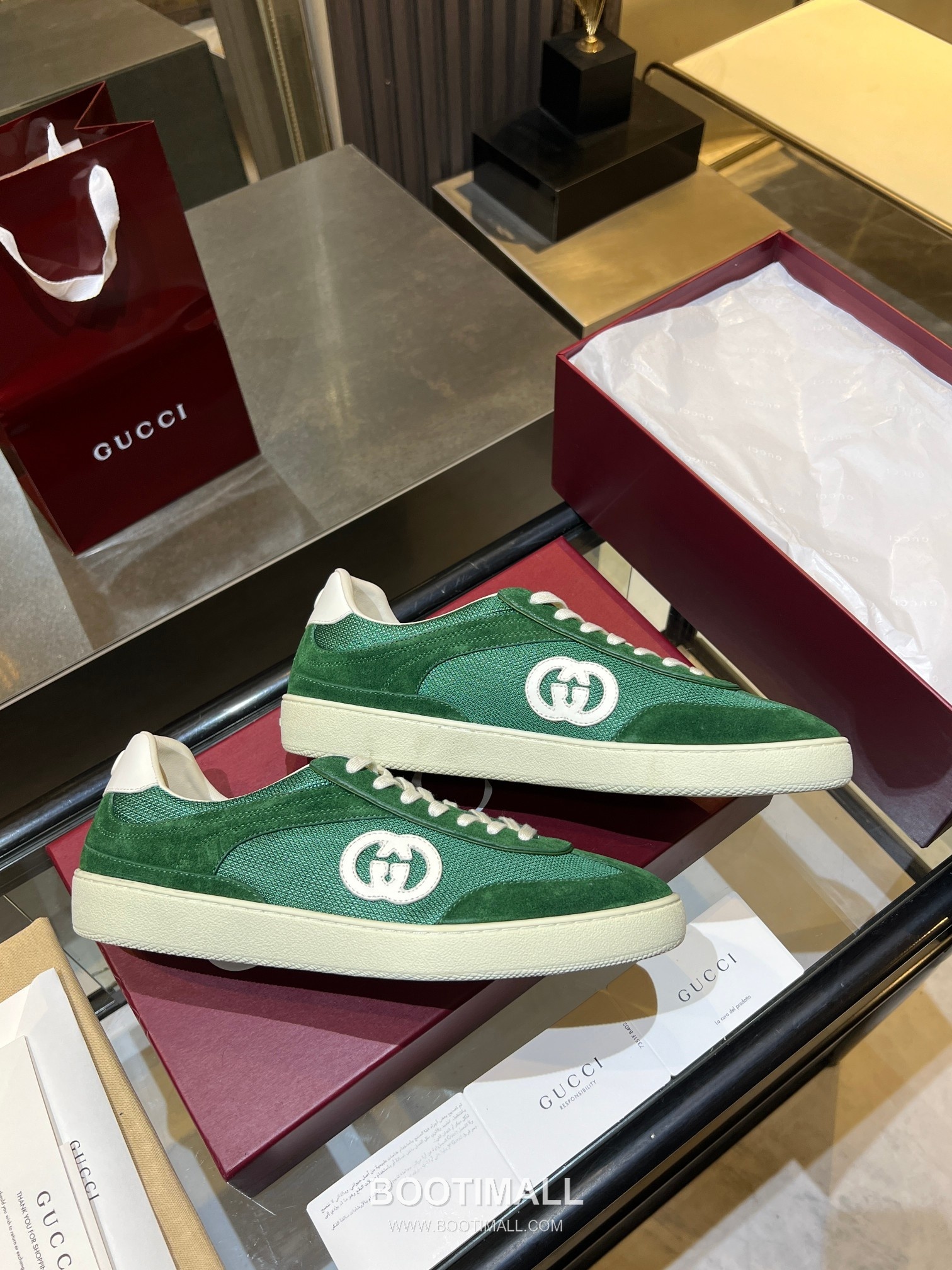 Gucci German Trainer Leather Mesh Suede Low Sneakers with Embossed Logo TPU Sole Detail 구찌 저먼 트레이너 레더 메쉬 스웨이드 로우 스니커즈 엠보싱 로고 TPU 솔 디테일 3cm 2