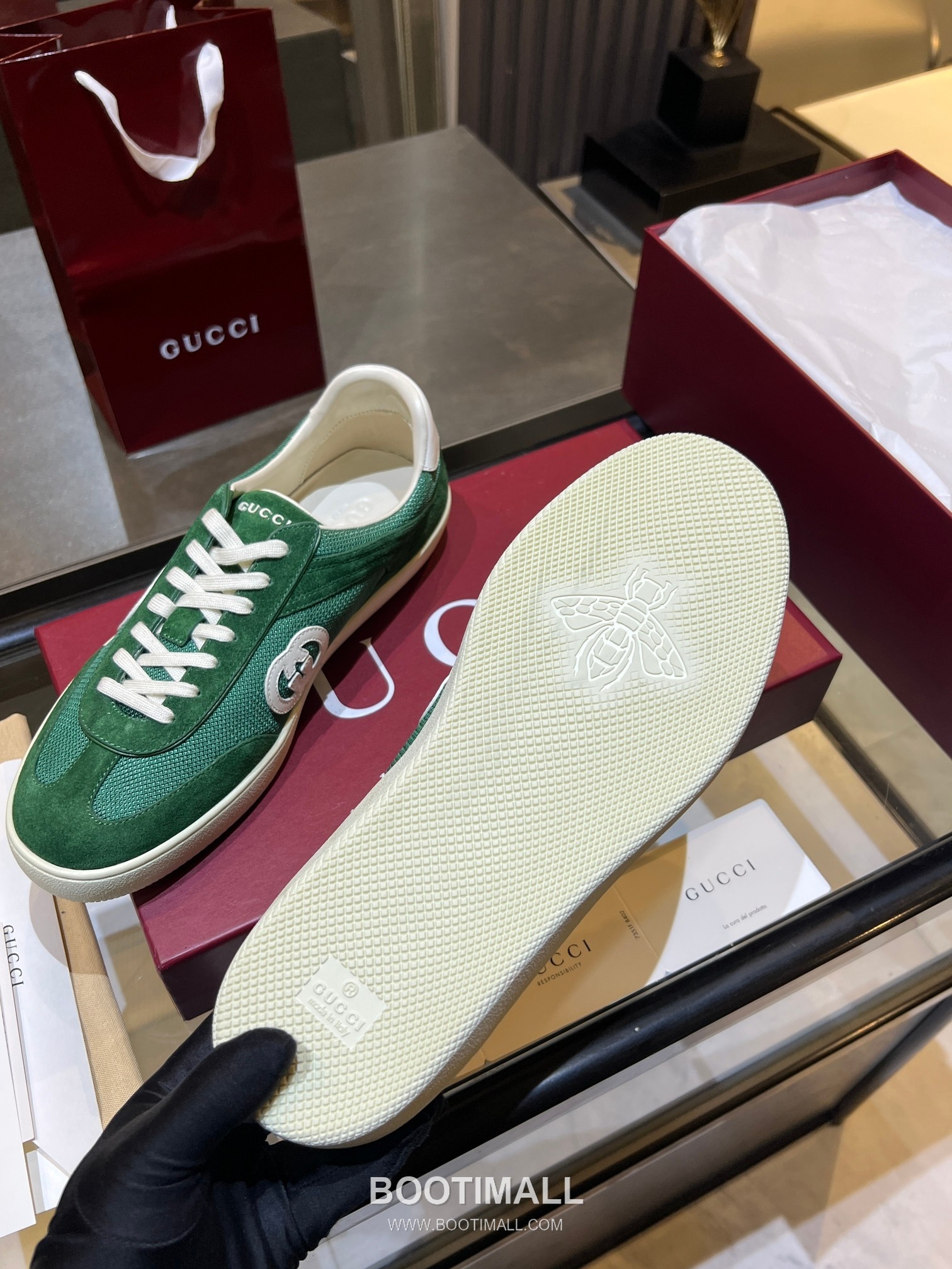 Gucci German Trainer Leather Mesh Suede Low Sneakers with Embossed Logo TPU Sole Detail 구찌 저먼 트레이너 레더 메쉬 스웨이드 로우 스니커즈 엠보싱 로고 TPU 솔 디테일 3cm 3