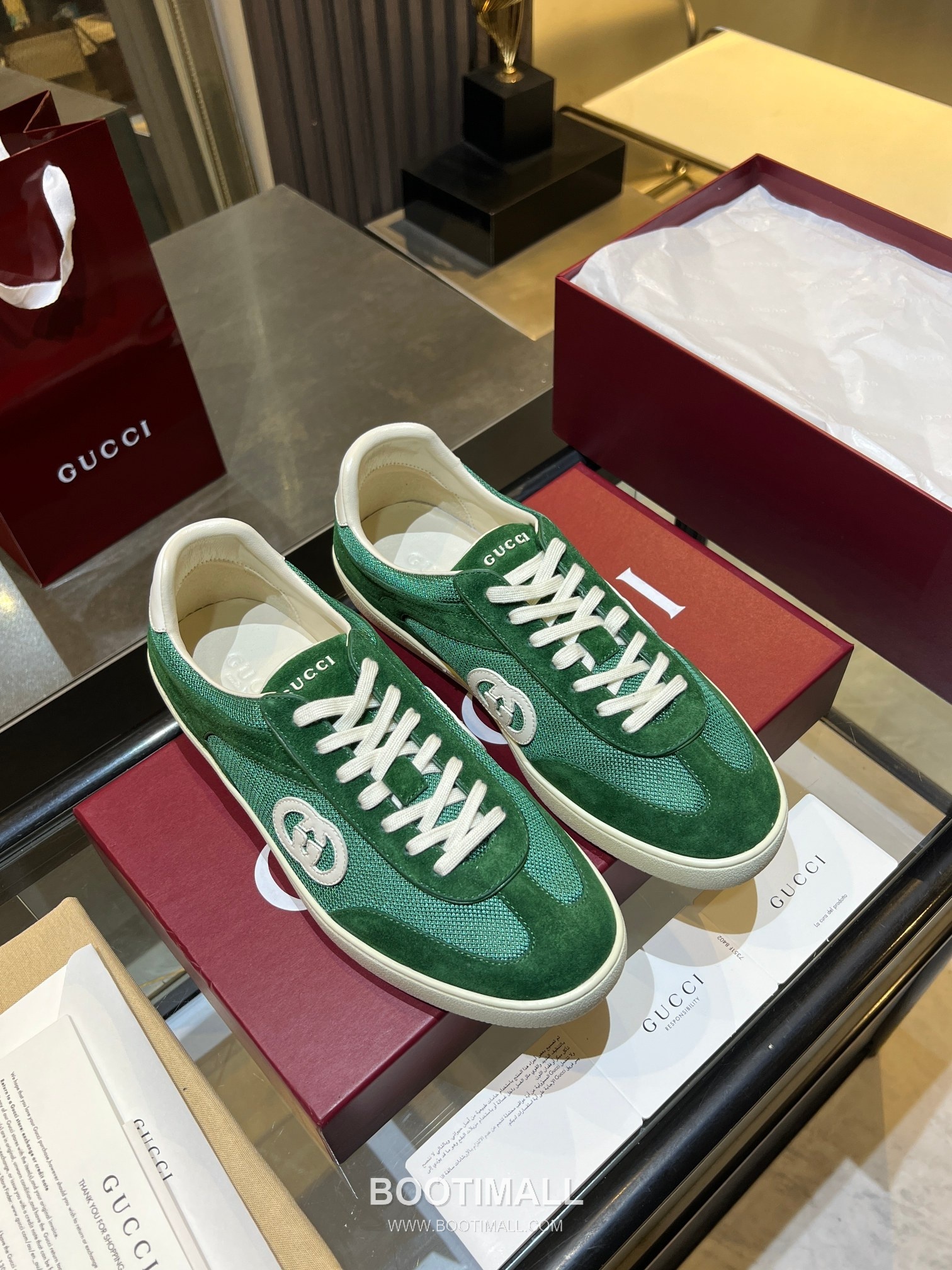 Gucci German Trainer Leather Mesh Suede Low Sneakers with Embossed Logo TPU Sole Detail 구찌 저먼 트레이너 레더 메쉬 스웨이드 로우 스니커즈 엠보싱 로고 TPU 솔 디테일 3cm 4