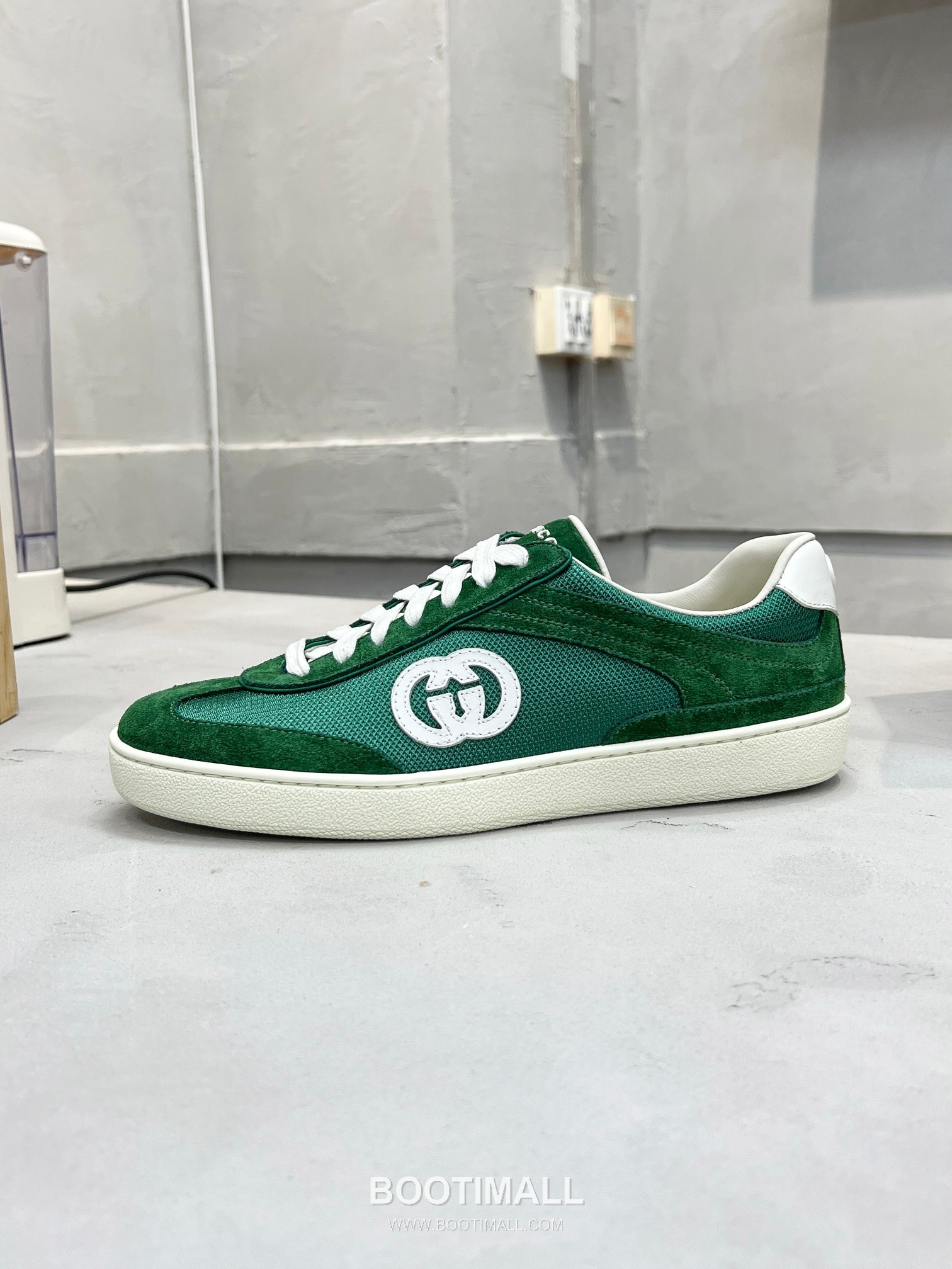 Gucci German Trainer Calfskin Leather Mesh Low Sneakers with Embossed Logo TPU Sole Detail 구찌 저먼 트레이너 카프스킨 레더 메쉬 로우 스니커즈 엠보싱 로고 TPU 솔 디테일 3cm 9