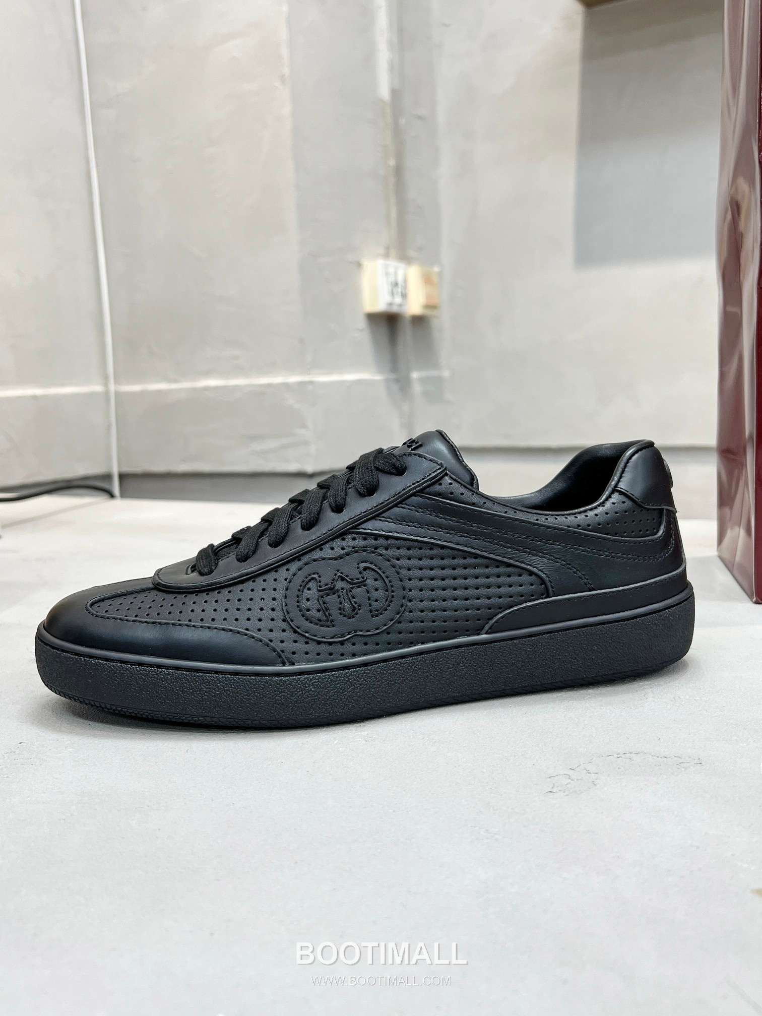 Gucci German Trainer Calfskin Leather Mesh Low Sneakers with Embossed Logo TPU Sole Detail 구찌 저먼 트레이너 카프스킨 레더 메쉬 로우 스니커즈 엠보싱 로고 TPU 솔 디테일 3cm 4