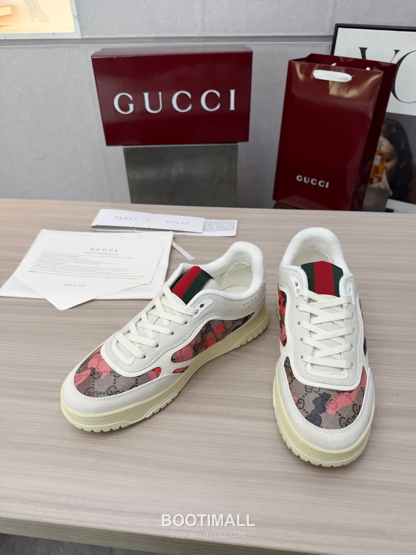 Gucci Double G Calfskin Leather High Low Sneakers with Distressed Cutout Panel TPU Sole Detail 구찌 더블G 카프스킨 레더 하이로우 스니커즈 디스트레스드 컷아웃 패널 TPU 솔 디테일 3cm 2