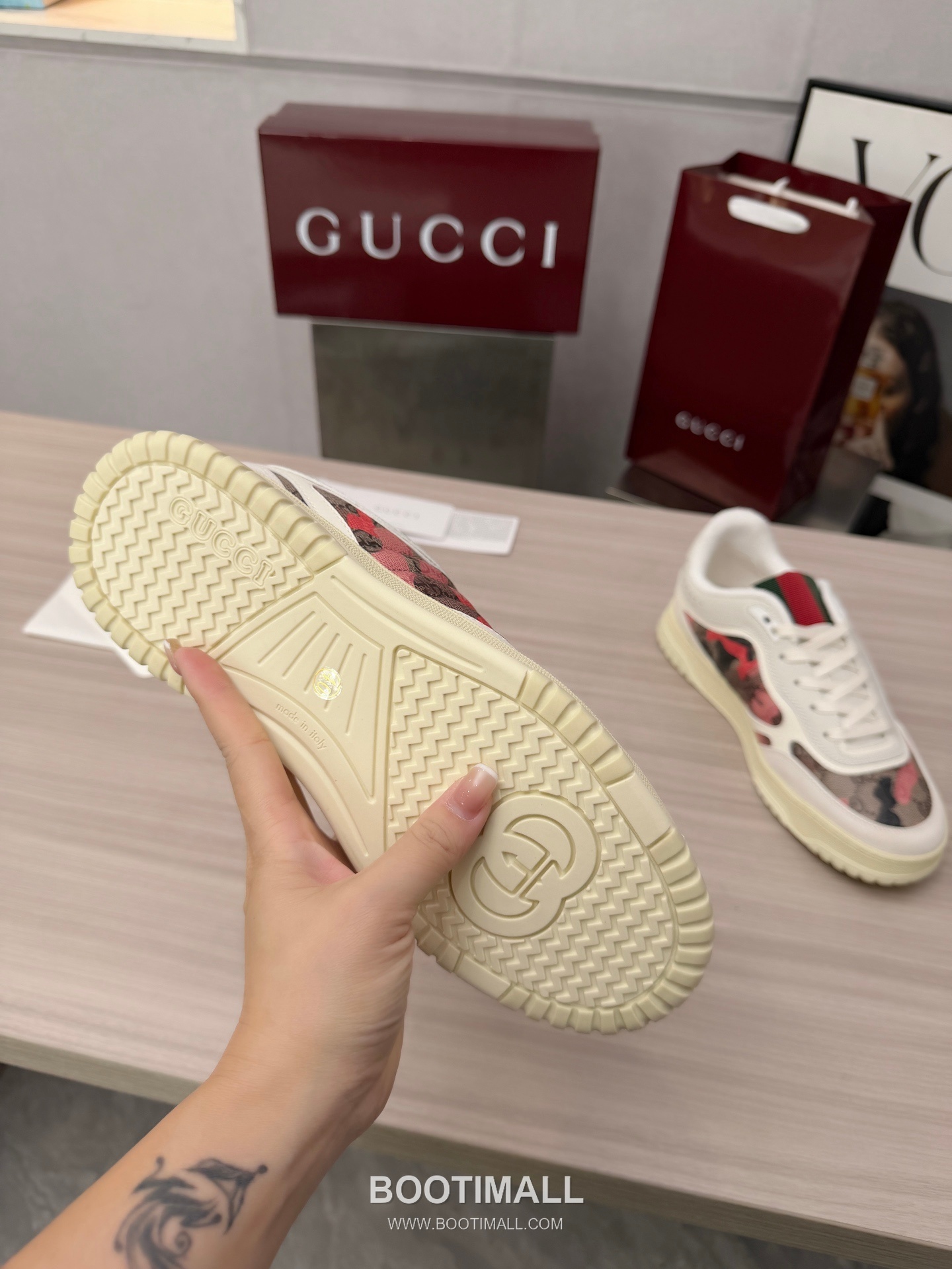 Gucci Double G Calfskin Leather High Low Sneakers with Distressed Cutout Panel TPU Sole Detail 구찌 더블G 카프스킨 레더 하이로우 스니커즈 디스트레스드 컷아웃 패널 TPU 솔 디테일 3cm 8