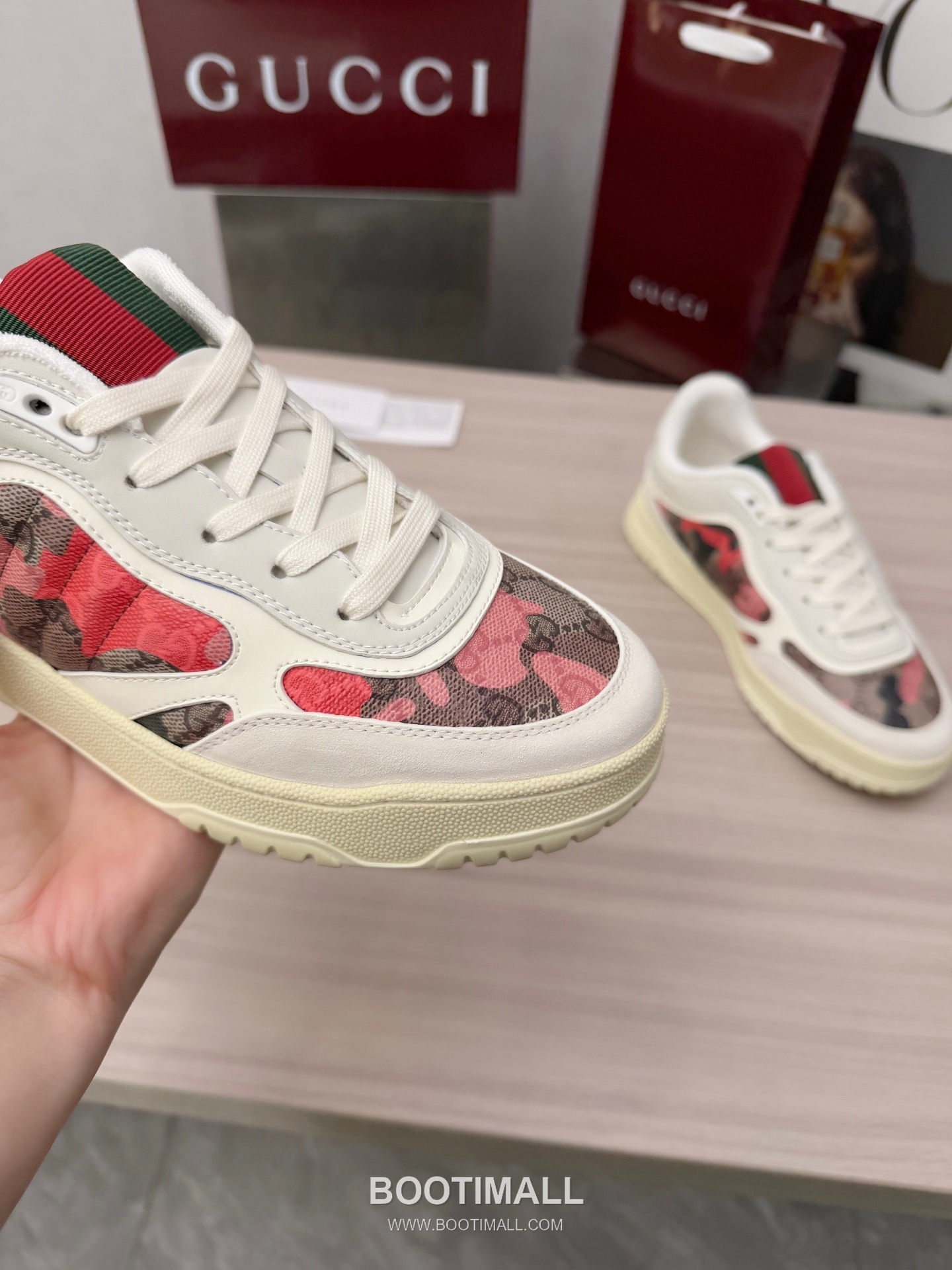 Gucci Double G Calfskin Leather High Low Sneakers with Distressed Cutout Panel TPU Sole Detail 구찌 더블G 카프스킨 레더 하이로우 스니커즈 디스트레스드 컷아웃 패널 TPU 솔 디테일 3cm 9