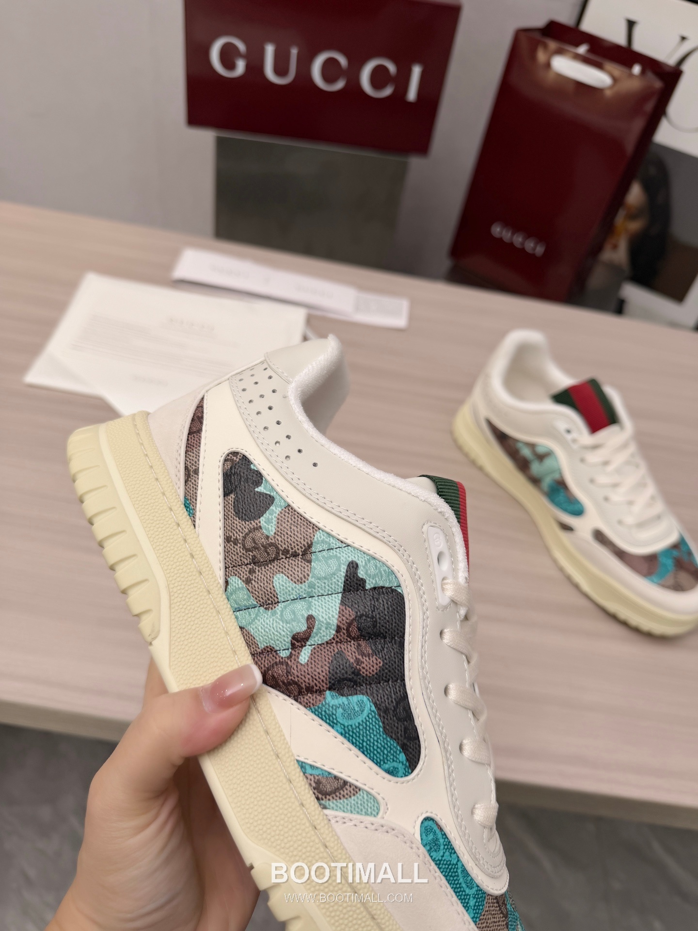 Gucci Double G Calfskin Leather High Low Sneakers with Distressed Cutout Panel TPU Sole Detail 구찌 더블G 카프스킨 레더 하이로우 스니커즈 디스트레스드 컷아웃 패널 TPU 솔 디테일 3cm 4