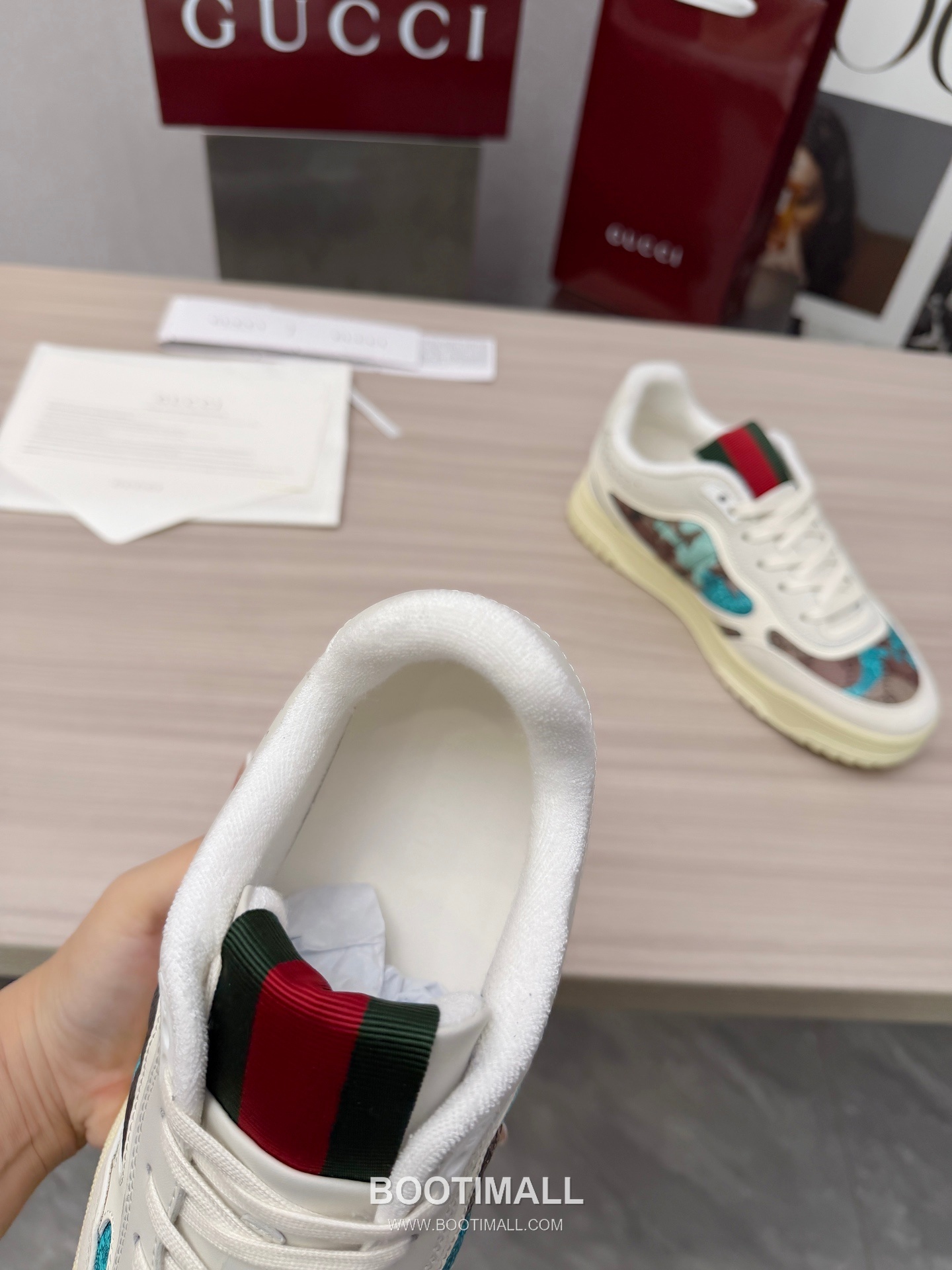 Gucci Double G Calfskin Leather High Low Sneakers with Distressed Cutout Panel TPU Sole Detail 구찌 더블G 카프스킨 레더 하이로우 스니커즈 디스트레스드 컷아웃 패널 TPU 솔 디테일 3cm 5
