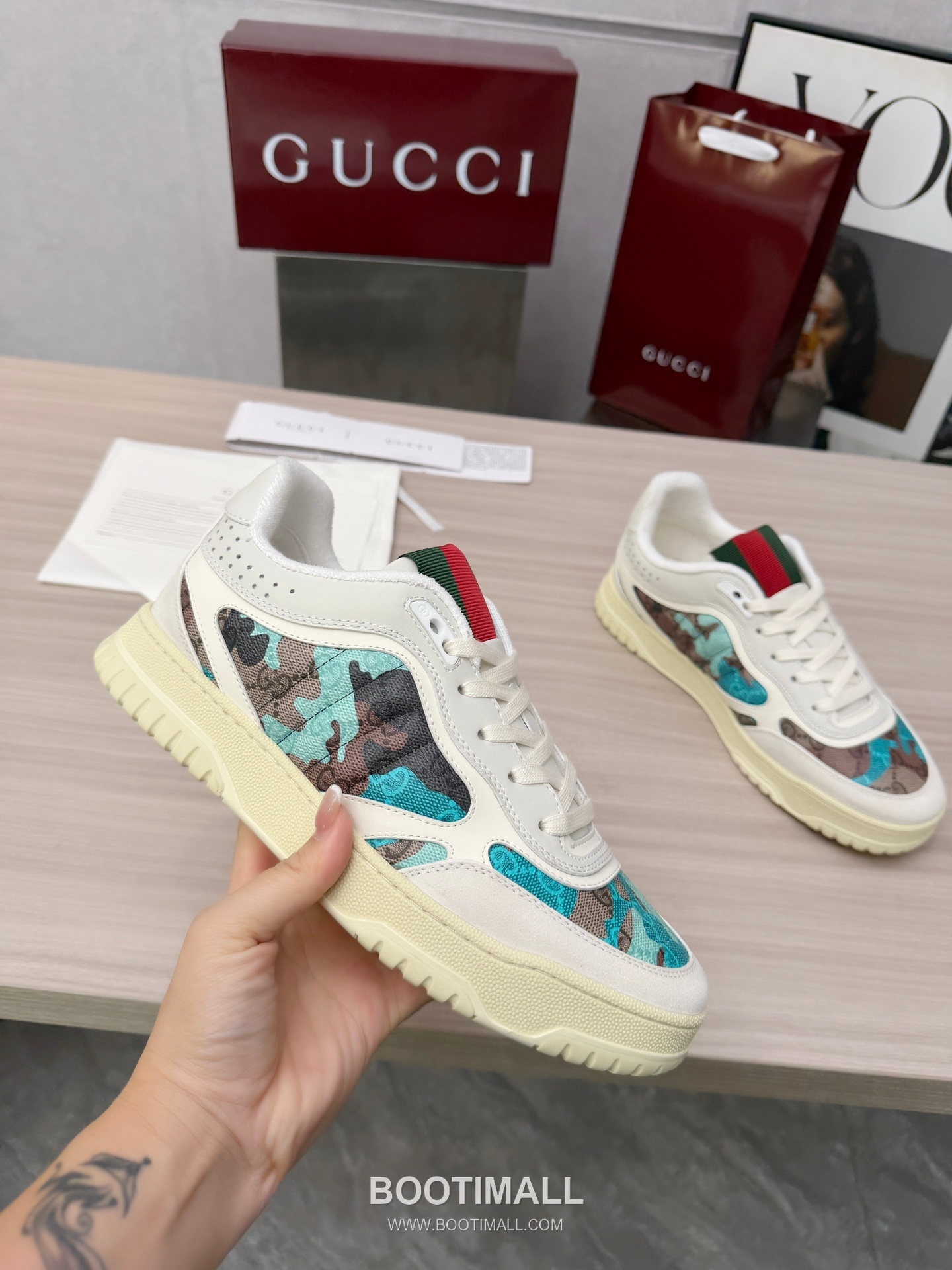 Gucci Double G Calfskin Leather High Low Sneakers with Distressed Cutout Panel TPU Sole Detail 구찌 더블G 카프스킨 레더 하이로우 스니커즈 디스트레스드 컷아웃 패널 TPU 솔 디테일 3cm 7