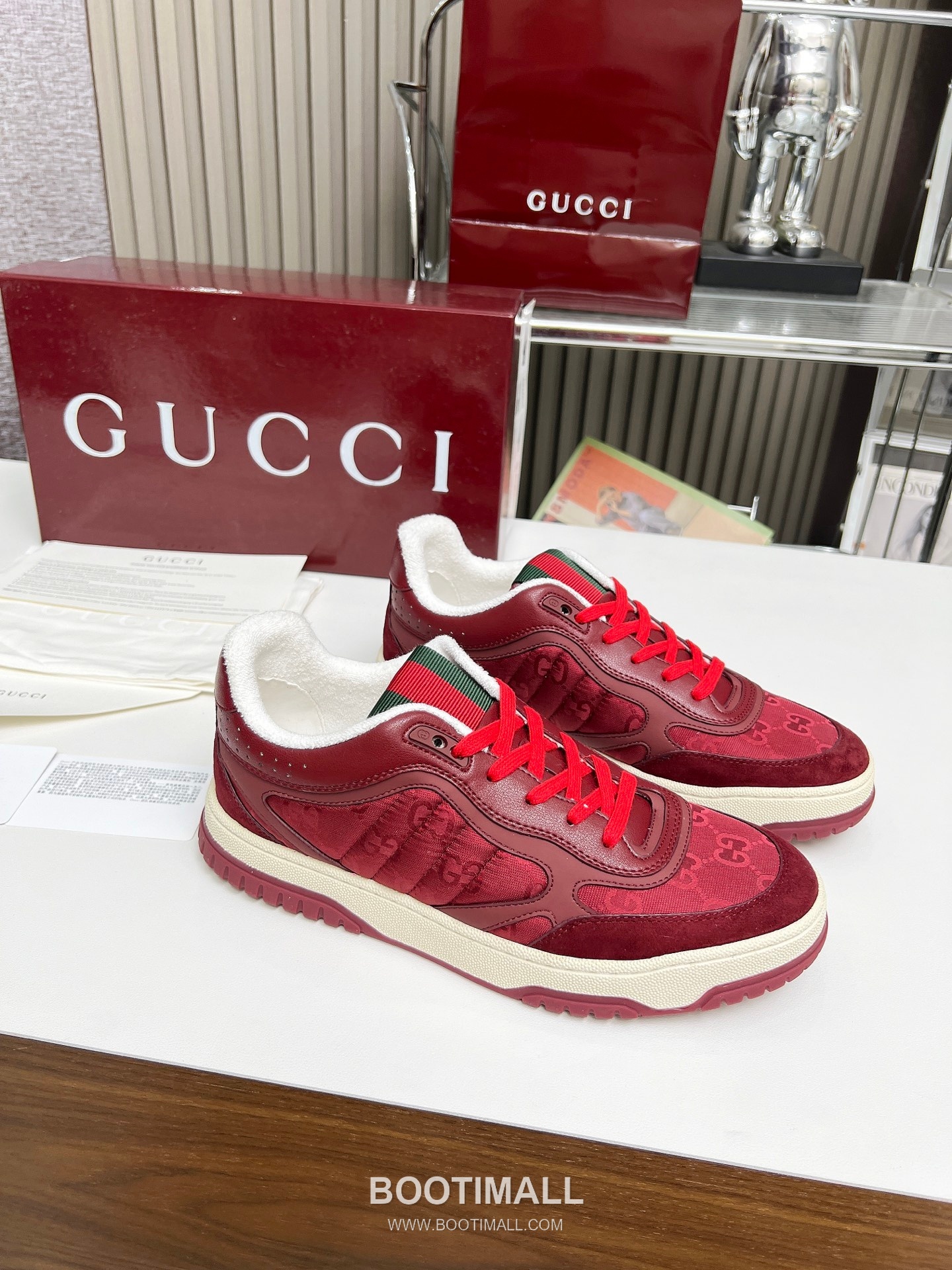 Gucci Double G Calfskin Leather High Low Sneakers with Distressed Cutout Panel TPU Sole Detail 구찌 더블G 카프스킨 레더 하이로우 스니커즈 디스트레스드 컷아웃 패널 TPU 솔 디테일 3cm 3
