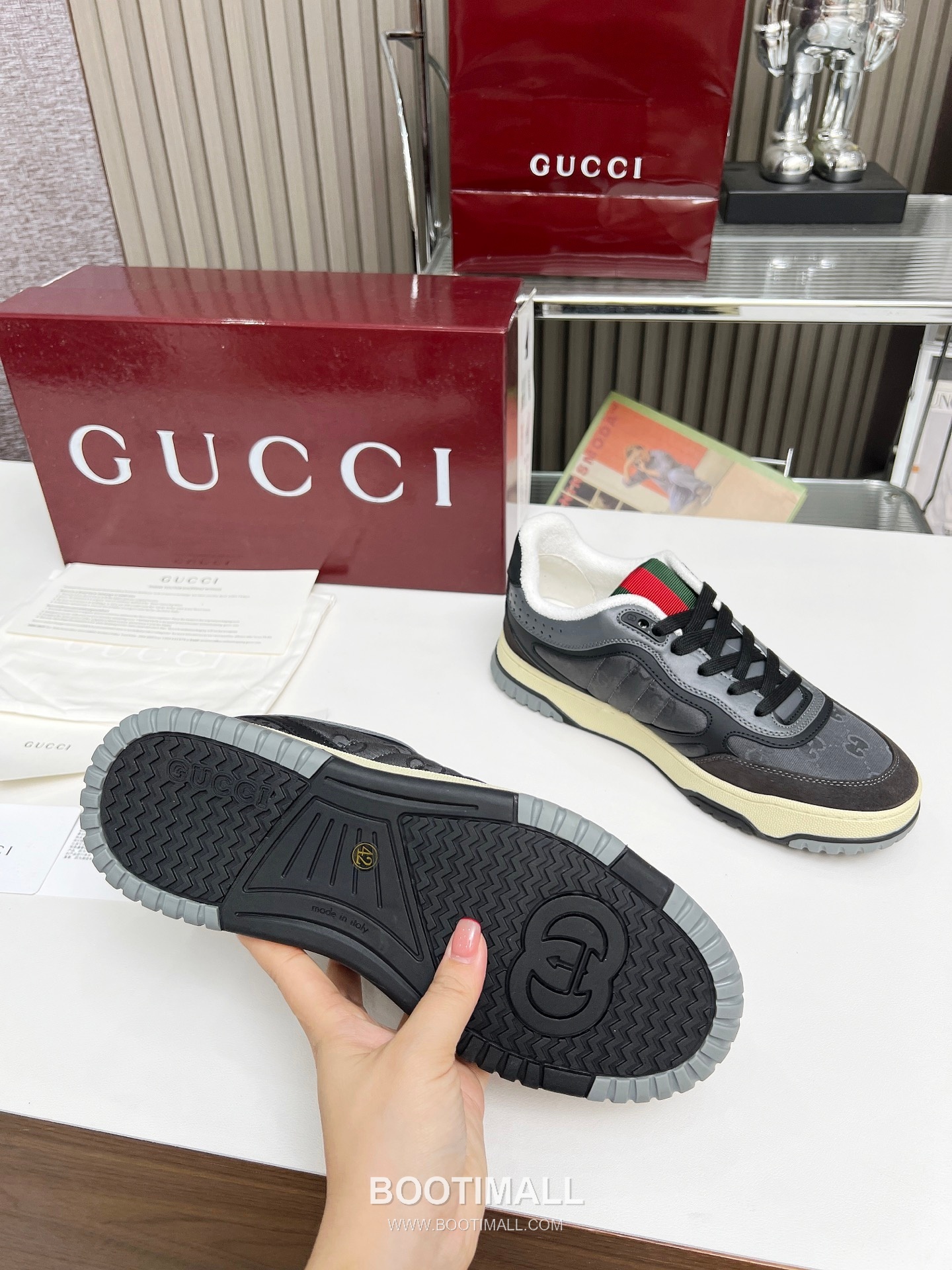 Gucci Double G Calfskin Leather High Low Sneakers with Distressed Cutout Panel TPU Sole Detail 구찌 더블G 카프스킨 레더 하이로우 스니커즈 디스트레스드 컷아웃 패널 TPU 솔 디테일 3cm 5
