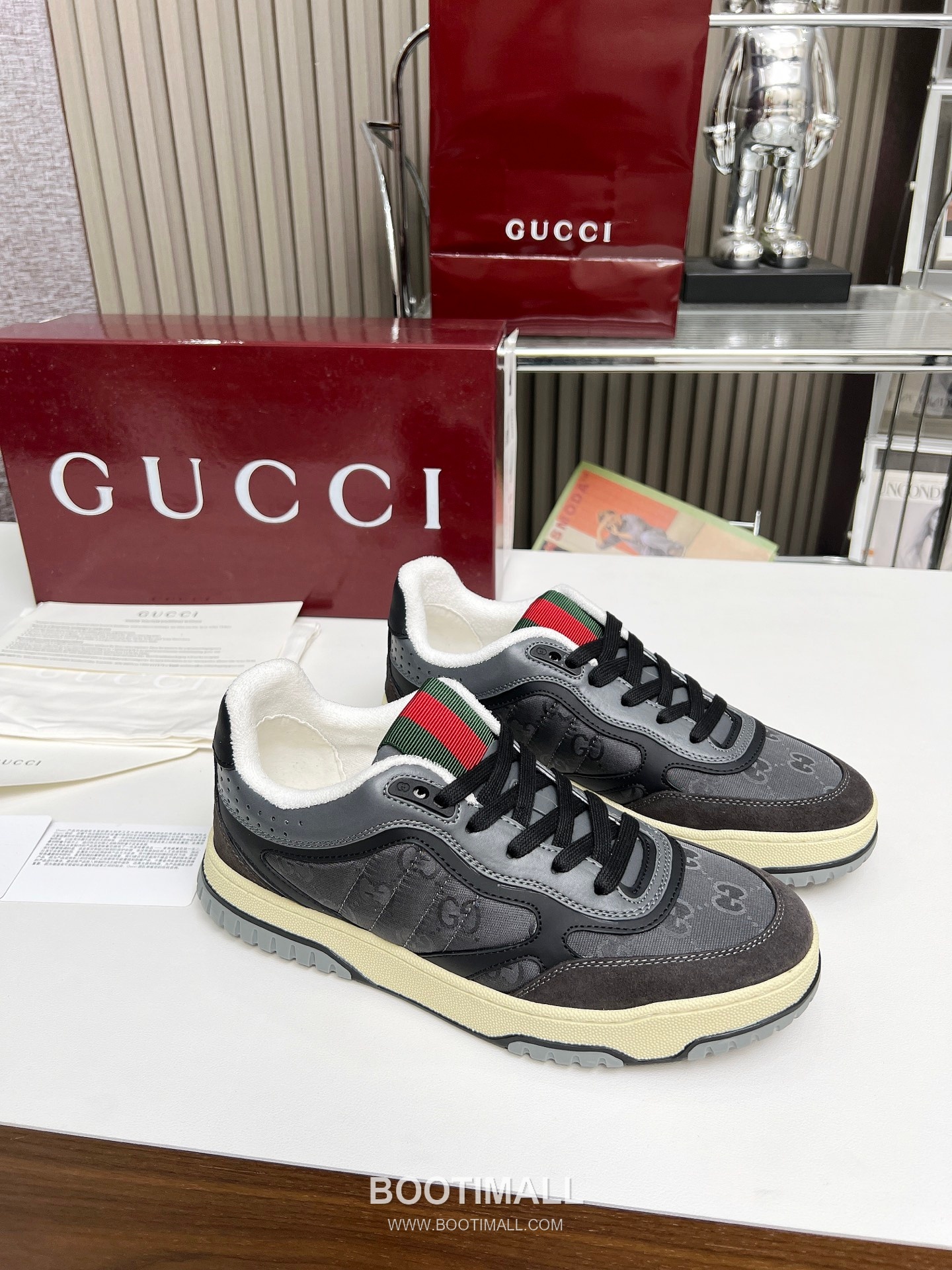 Gucci Double G Calfskin Leather High Low Sneakers with Distressed Cutout Panel TPU Sole Detail 구찌 더블G 카프스킨 레더 하이로우 스니커즈 디스트레스드 컷아웃 패널 TPU 솔 디테일 3cm 6