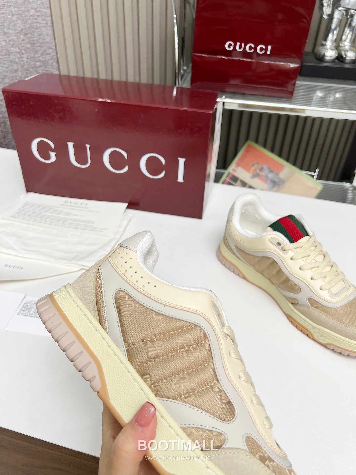 Gucci Double G Calfskin Leather High Low Sneakers with Distressed Cutout Panel TPU Sole Detail 구찌 더블G 카프스킨 레더 하이로우 스니커즈 디스트레스드 컷아웃 패널 TPU 솔 디테일 3cm 7