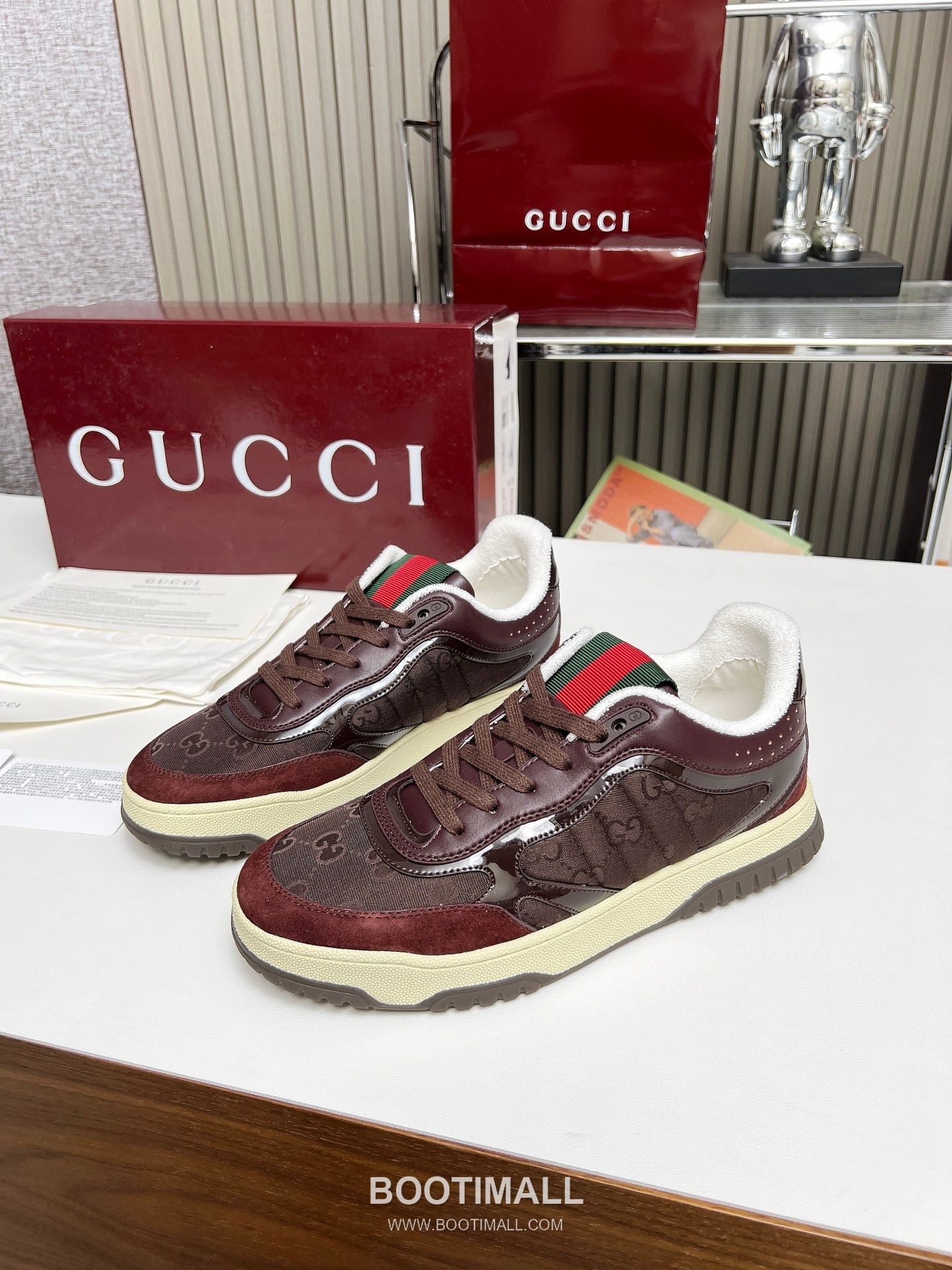Gucci Double G Calfskin Leather High Low Sneakers with Distressed Cutout Panel TPU Sole Detail 구찌 더블G 카프스킨 레더 하이로우 스니커즈 디스트레스드 컷아웃 패널 TPU 솔 디테일 3cm 1