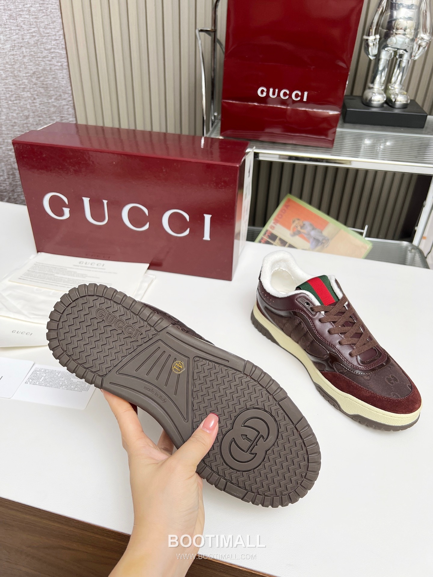 Gucci Double G Calfskin Leather High Low Sneakers with Distressed Cutout Panel TPU Sole Detail 구찌 더블G 카프스킨 레더 하이로우 스니커즈 디스트레스드 컷아웃 패널 TPU 솔 디테일 3cm 6