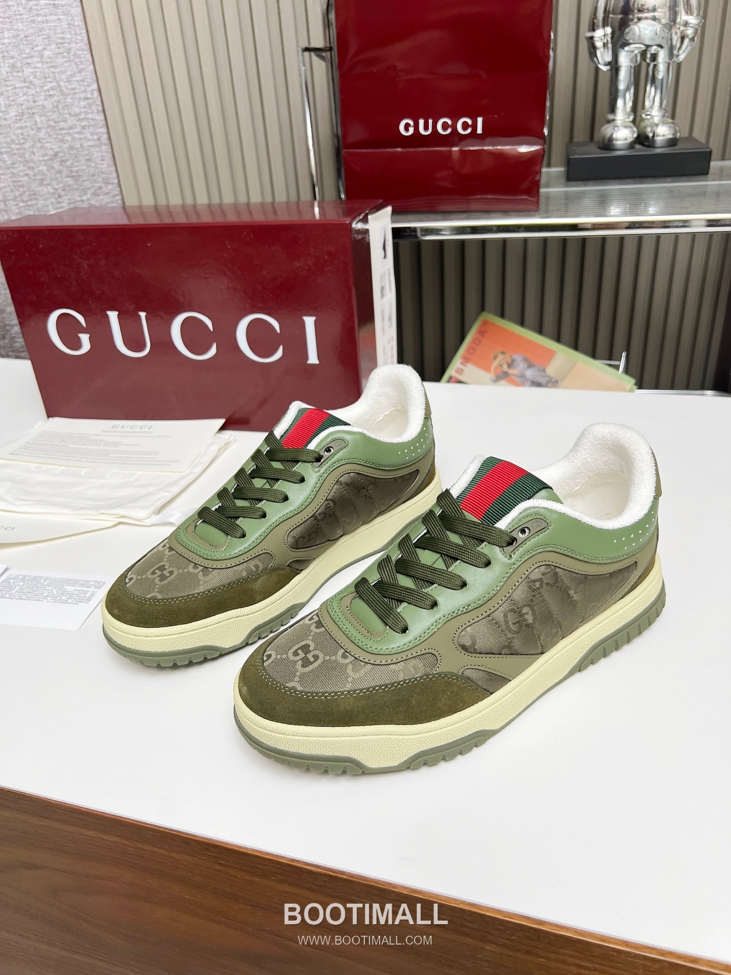 Gucci Double G Calfskin Leather High Low Sneakers with Distressed Cutout Panel TPU Sole Detail 구찌 더블G 카프스킨 레더 하이로우 스니커즈 디스트레스드 컷아웃 패널 TPU 솔 디테일 3cm 1