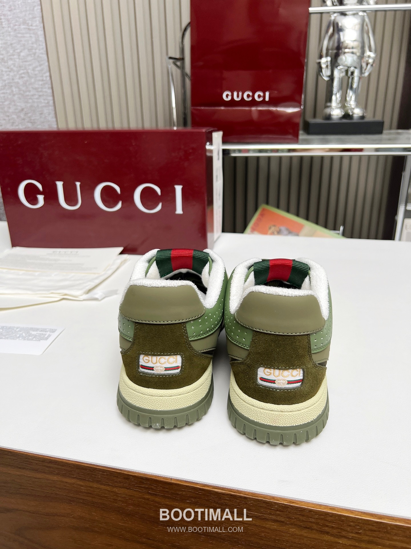 Gucci Double G Calfskin Leather High Low Sneakers with Distressed Cutout Panel TPU Sole Detail 구찌 더블G 카프스킨 레더 하이로우 스니커즈 디스트레스드 컷아웃 패널 TPU 솔 디테일 3cm 4