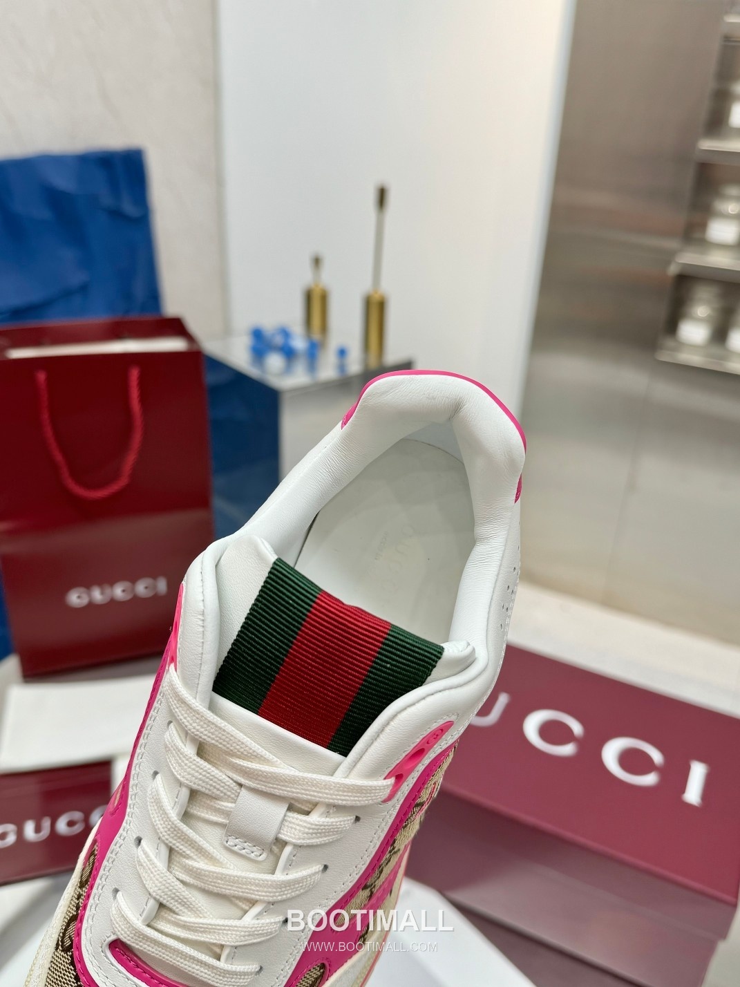 Gucci Double G Calfskin Leather High Low Sneakers with Distressed Cutout Panel TPU Sole Detail 구찌 더블G 카프스킨 레더 하이로우 스니커즈 디스트레스드 컷아웃 패널 TPU 솔 디테일 3cm 6
