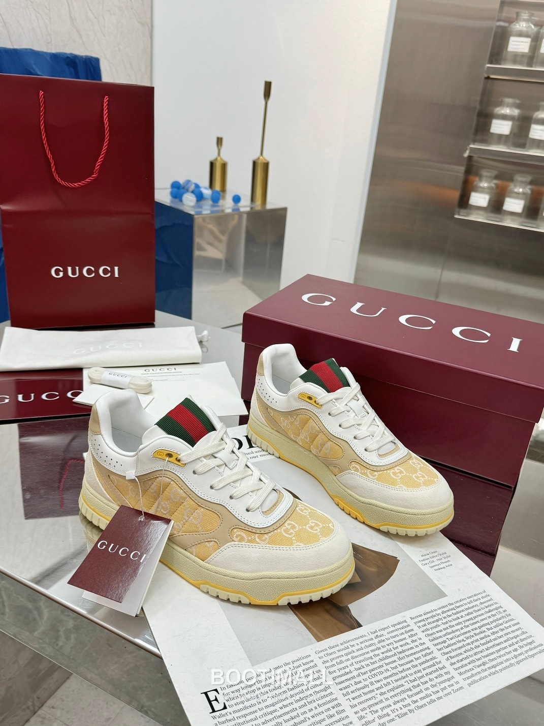 Gucci Double G Calfskin Leather High Low Sneakers with Distressed Cutout Panel TPU Sole Detail 구찌 더블G 카프스킨 레더 하이로우 스니커즈 디스트레스드 컷아웃 패널 TPU 솔 디테일 3cm 2