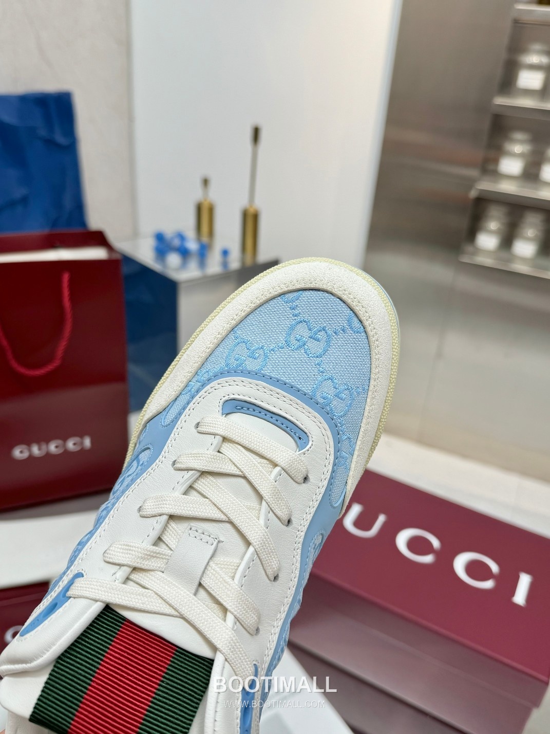 Gucci Double G Calfskin Leather High Low Sneakers with Distressed Cutout Panel TPU Sole Detail 구찌 더블G 카프스킨 레더 하이로우 스니커즈 디스트레스드 컷아웃 패널 TPU 솔 디테일 3cm 2
