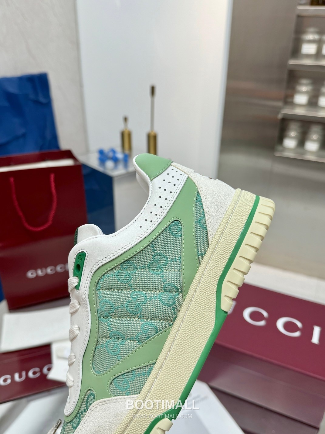 Gucci Double G Calfskin Leather High Low Sneakers with Distressed Cutout Panel TPU Sole Detail 구찌 더블G 카프스킨 레더 하이로우 스니커즈 디스트레스드 컷아웃 패널 TPU 솔 디테일 3cm 7