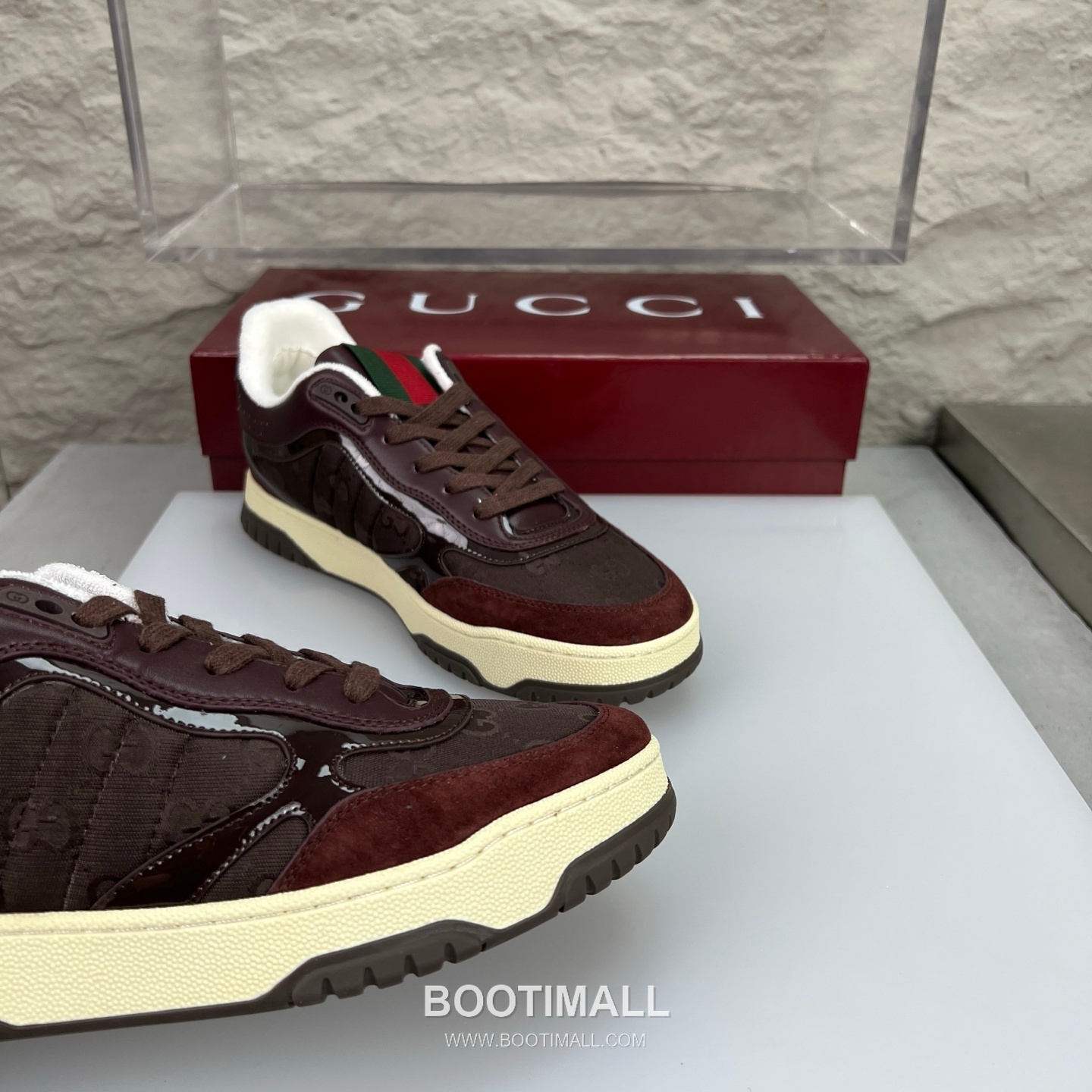 Gucci Double G Calfskin Leather High Low Sneakers with Distressed Cutout Panel TPU Sole Detail 구찌 더블G 카프스킨 레더 하이로우 스니커즈 디스트레스드 컷아웃 패널 TPU 솔 디테일 3cm 6