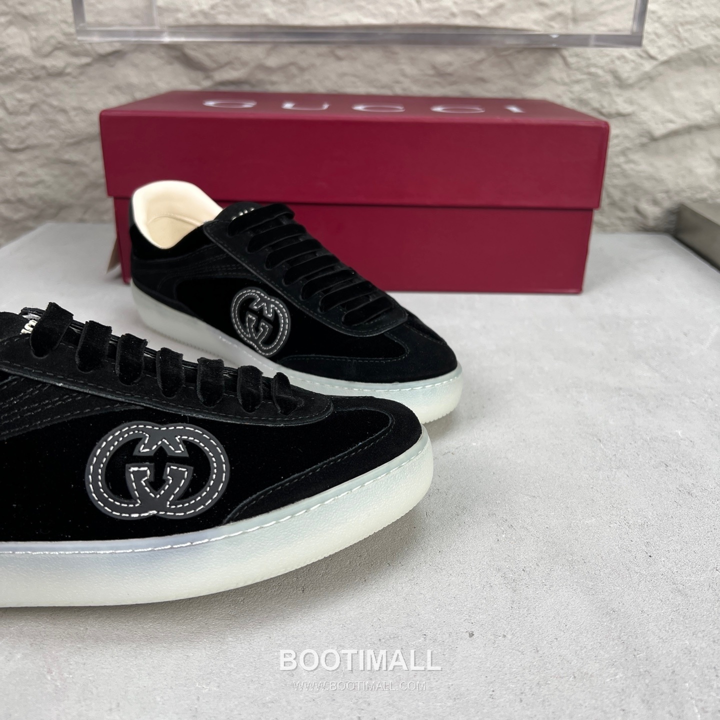 Gucci German Trainer Velvet Low Sneakers with Embossed Logo TPU Sole Detail 구찌 저먼 트레이너 벨벳 로우 스니커즈 엠보싱 로고 TPU 솔 디테일 3cm 6