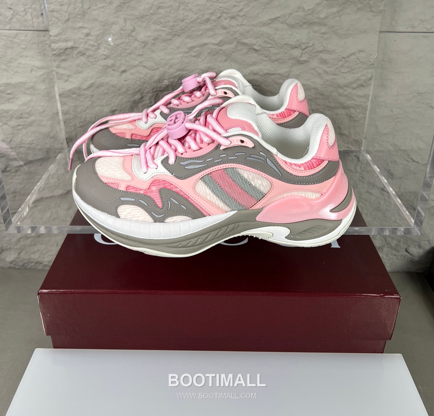 Gucci 2.0 Mesh Leather Low Sneakers with GG Reflective Stripe Double G Lock Detail EVA TPU Sole 구찌 2.0 메쉬 레더 로우 스니커즈 GG 리플렉티브 스트라이프 더블G 락 디테일 EVA TPU 솔 4cm 1