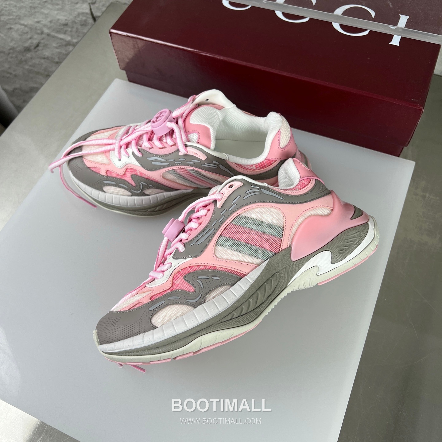 Gucci 2.0 Mesh Leather Low Sneakers with GG Reflective Stripe Double G Lock Detail EVA TPU Sole 구찌 2.0 메쉬 레더 로우 스니커즈 GG 리플렉티브 스트라이프 더블G 락 디테일 EVA TPU 솔 4cm 4