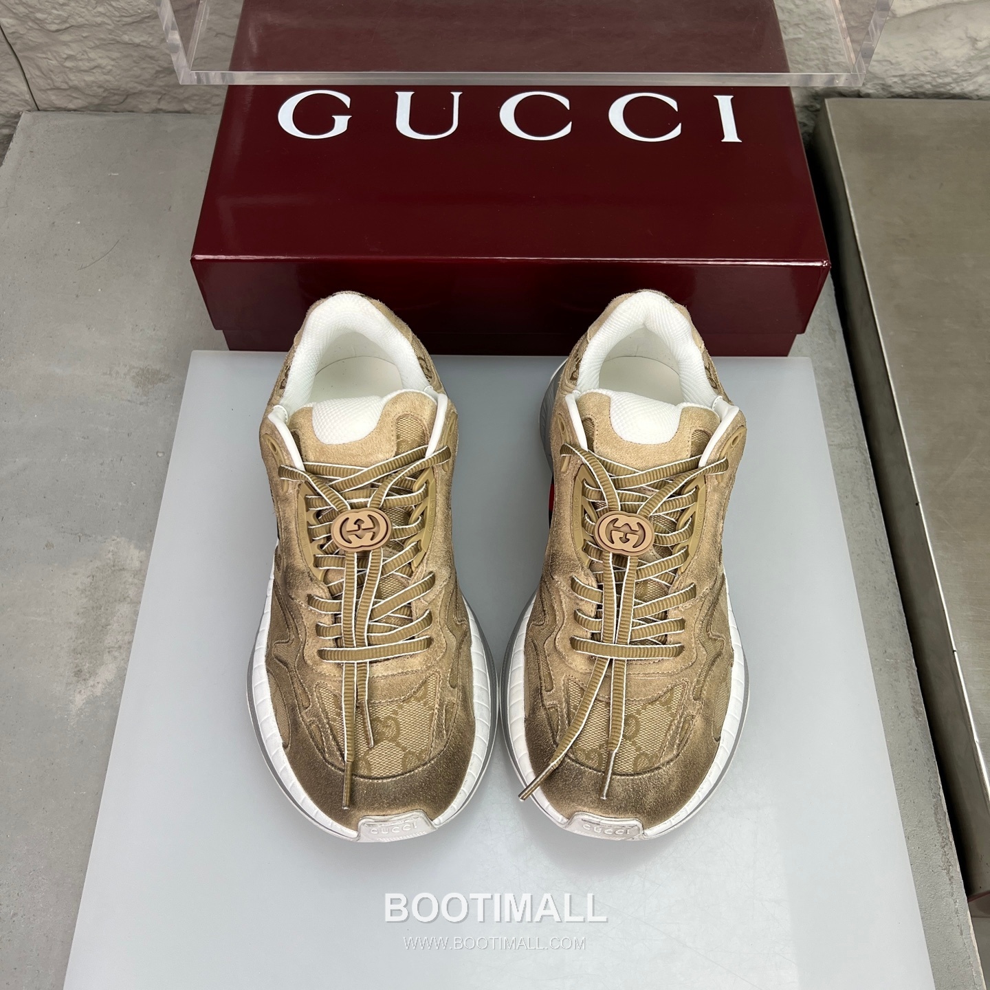 Gucci 2.0 Mesh Calfskin Leather Low Sneakers with GG Reflective Stripe Double G Lock Detail EVA TPU Sole 구찌 2.0 메쉬 카프스킨 레더 로우 스니커즈 GG 리플렉티브 스트라이프 더블G 락 디테일 EVA TPU 솔 4cm 3