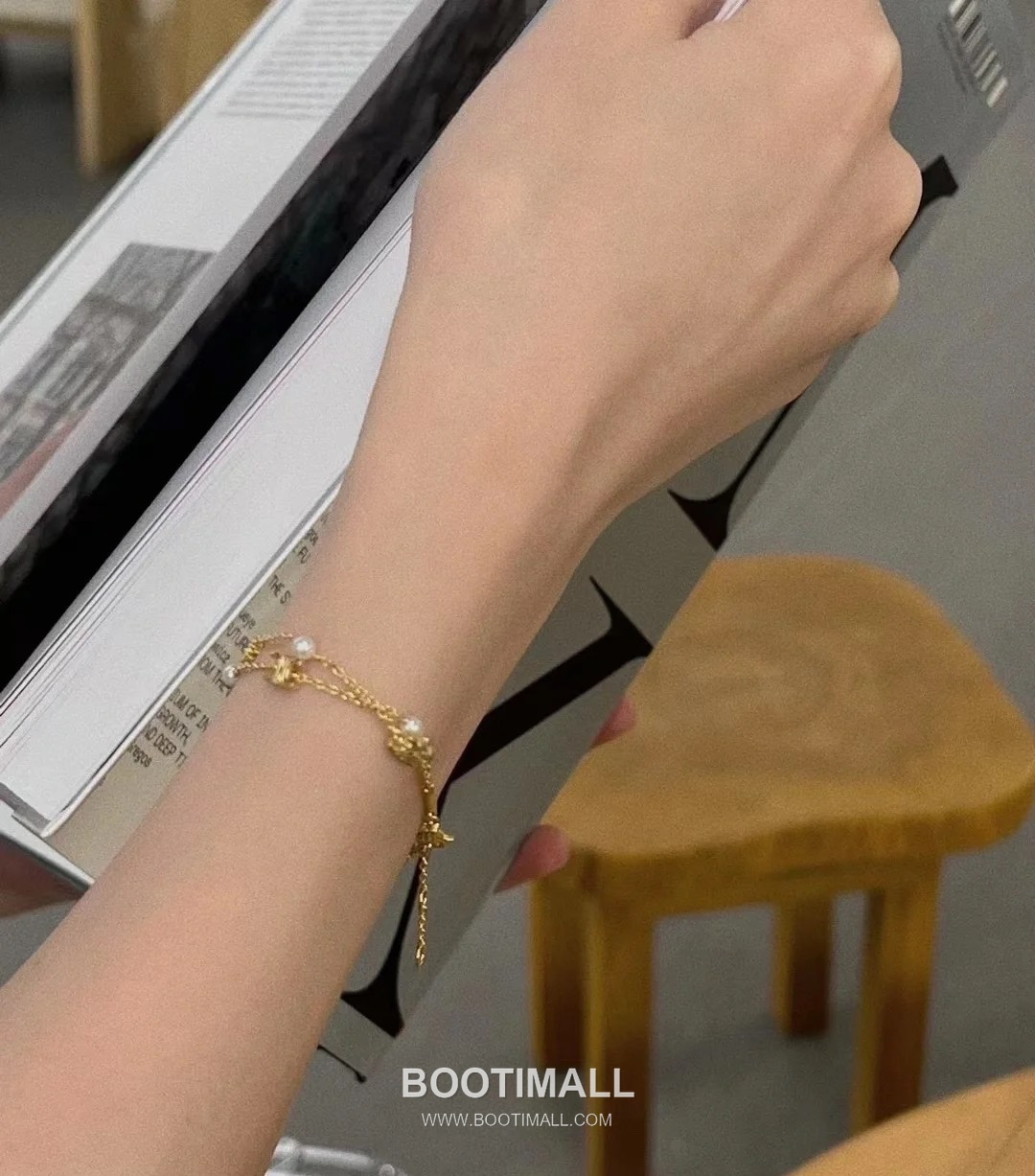 Celine Triomphe Double Layer Brass Gold Plated Necklace with Bead Chain Pendant 셀린느 트리옹프 더블 레이어 황동 골드도금 네클리스 비드 체인 펜던트 6