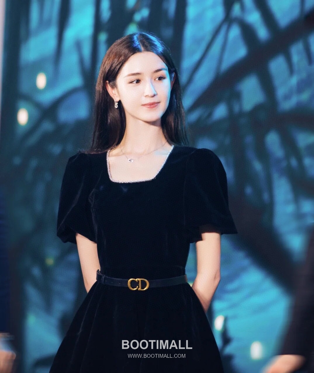 Fred Chance Infinie Brass Gold Plated Necklace with Infinity Knot Pendant 프레드 샹스 인피니 황동 골드도금 네클리스 인피니티 매듭 펜던트 2