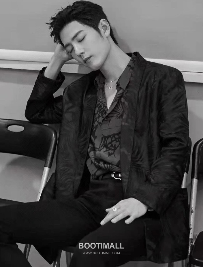 Fred Chance Infinie Brass Gold Plated Necklace with Infinity Knot Pendant 프레드 샹스 인피니 황동 골드도금 네클리스 인피니티 매듭 펜던트 4