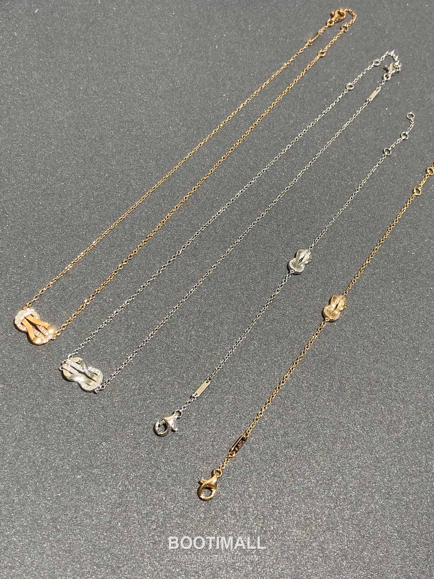 Fred Chance Infinie Brass Gold Plated Necklace with Infinity Knot Pendant 프레드 샹스 인피니 황동 골드도금 네클리스 인피니티 매듭 펜던트 18