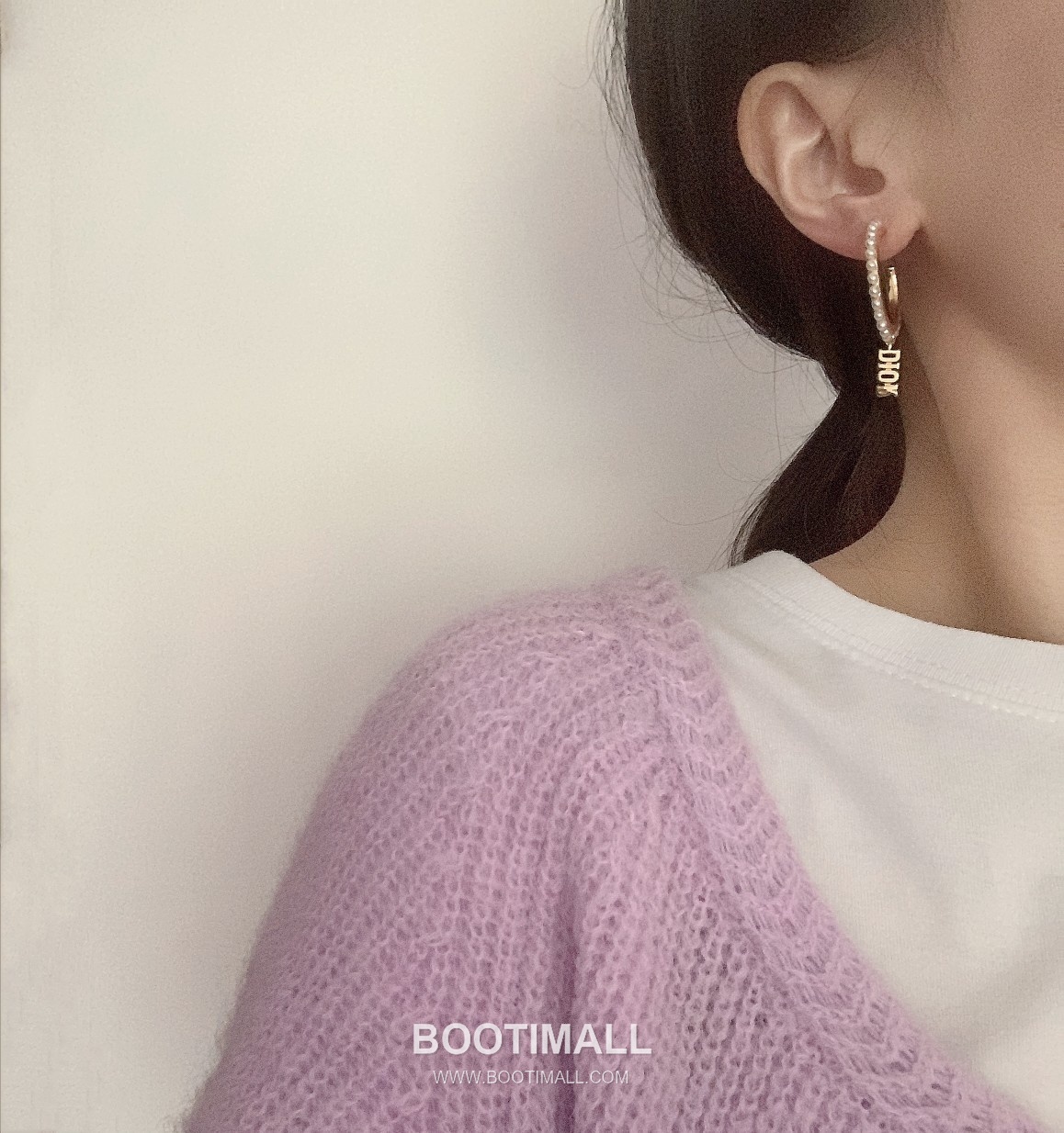 Dior Pearl Brass Gold Plated Hoop Earring with Pearl Detail 디올 펄 황동 골드도금 후프 이어링 진주 디테일 6