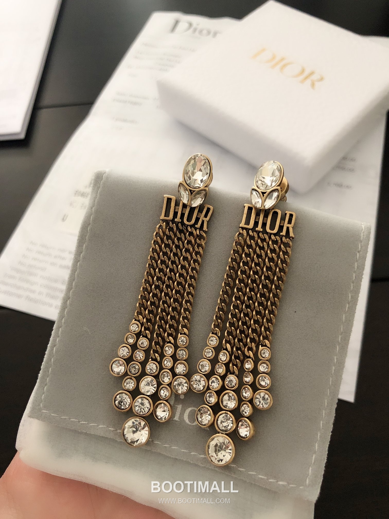 Dior Marquise Crystal Tassel Brass Gold Plated Stud Earring with Drop Fringe Detail 디올 마퀴즈 크리스탈 태슬 황동 골드도금 스터드 이어링 드롭 프린지 디테일 4