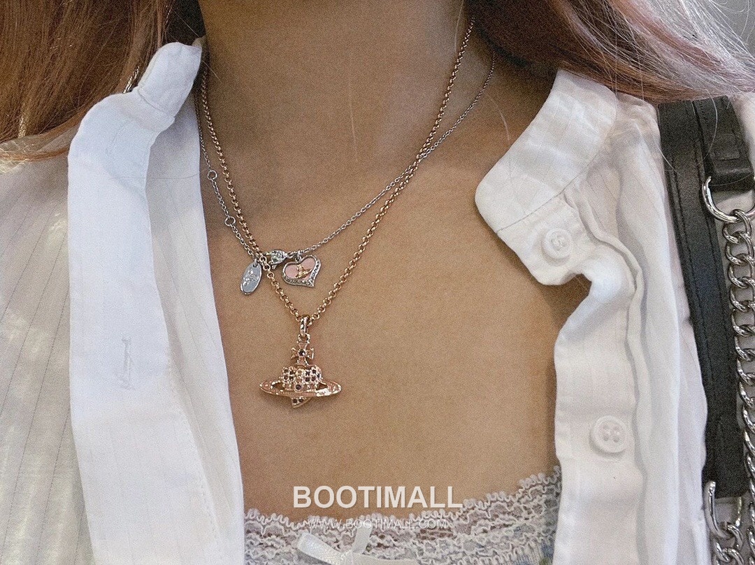 Vivienne Westwood Heart Orb Crystal Brass Gold Plated Necklace with Saturn Pendant 비비안웨스트우드 하트 오브 크리스탈 황동 골드도금 네클리스 새턴 펜던트 1