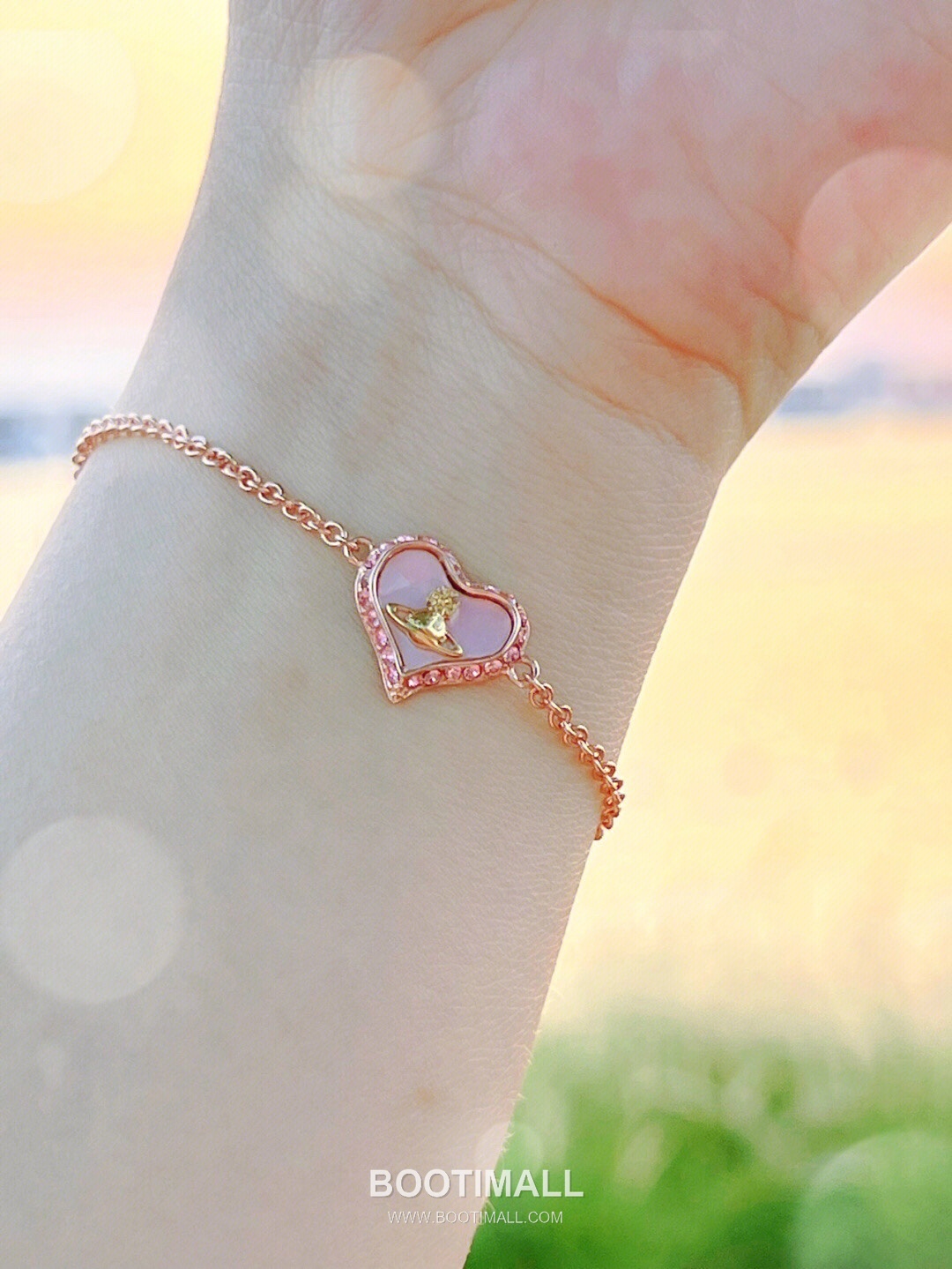 Vivienne Westwood Heart Orb Crystal Brass Rose Gold Plated Bracelet with Saturn Pendant 비비안웨스트우드 하트 오브 크리스탈 황동 로즈골드 도금 브레이슬릿 새턴 펜던트 6