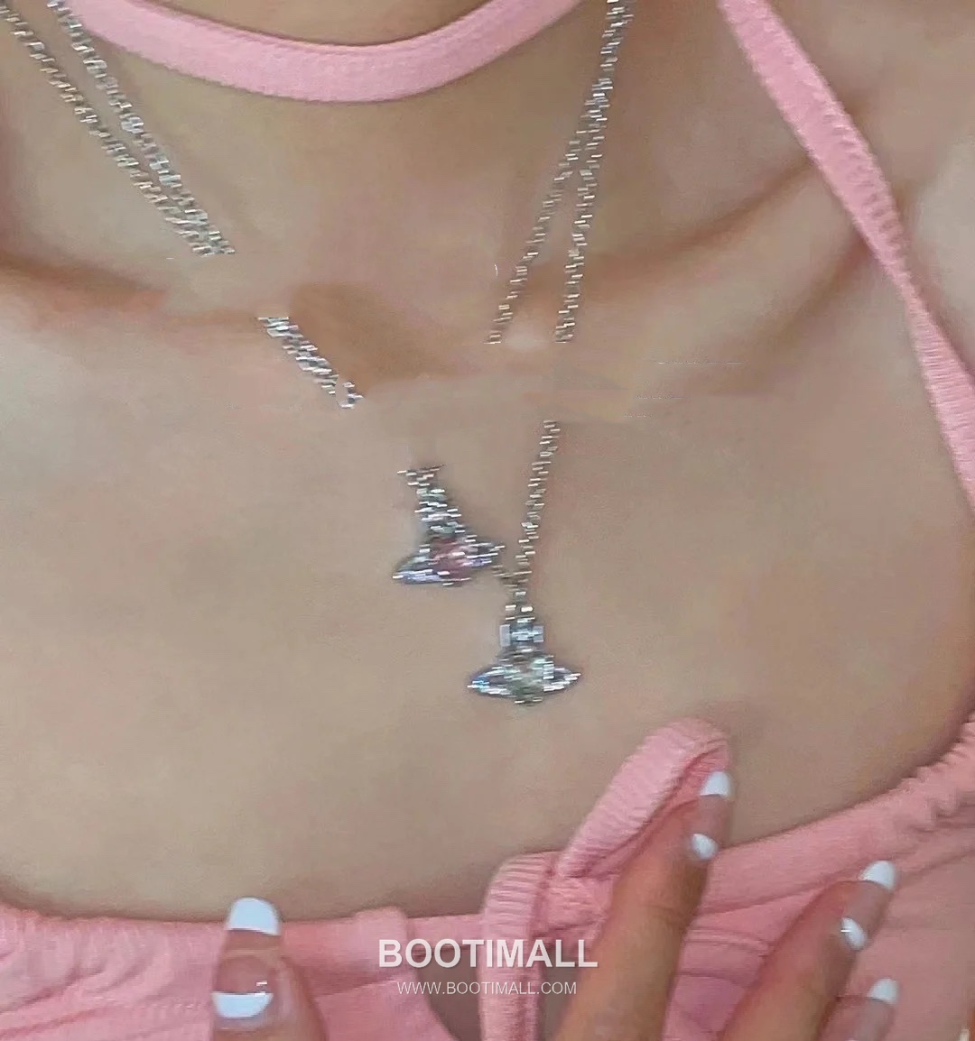 Vivienne Westwood Heart Orb Crystal Brass Gold Plated Necklace with Saturn Pendant 비비안웨스트우드 하트 오브 크리스탈 황동 골드도금 네클리스 새턴 펜던트 5