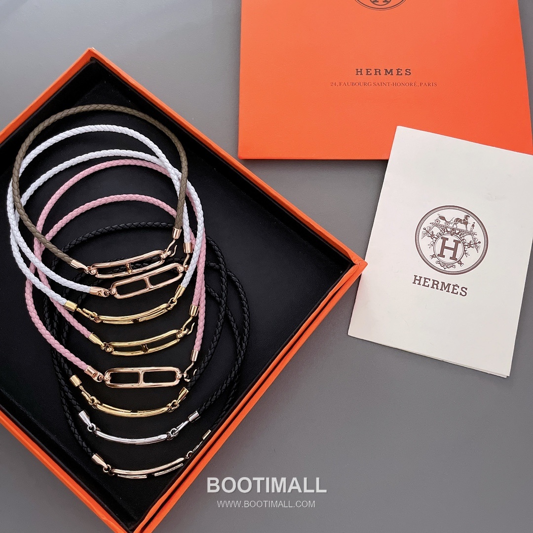 Hermes Double Layer Leather Bracelet with Metal Bar Detail 에르메스 더블 레이어 가죽 브레이슬릿 메탈 바 디테일 10