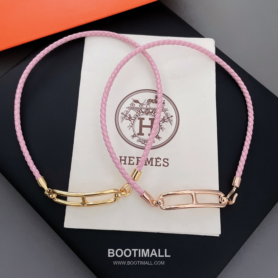 Hermes Double Layer Leather Bracelet with Metal Bar Detail 에르메스 더블 레이어 가죽 브레이슬릿 메탈 바 디테일 12