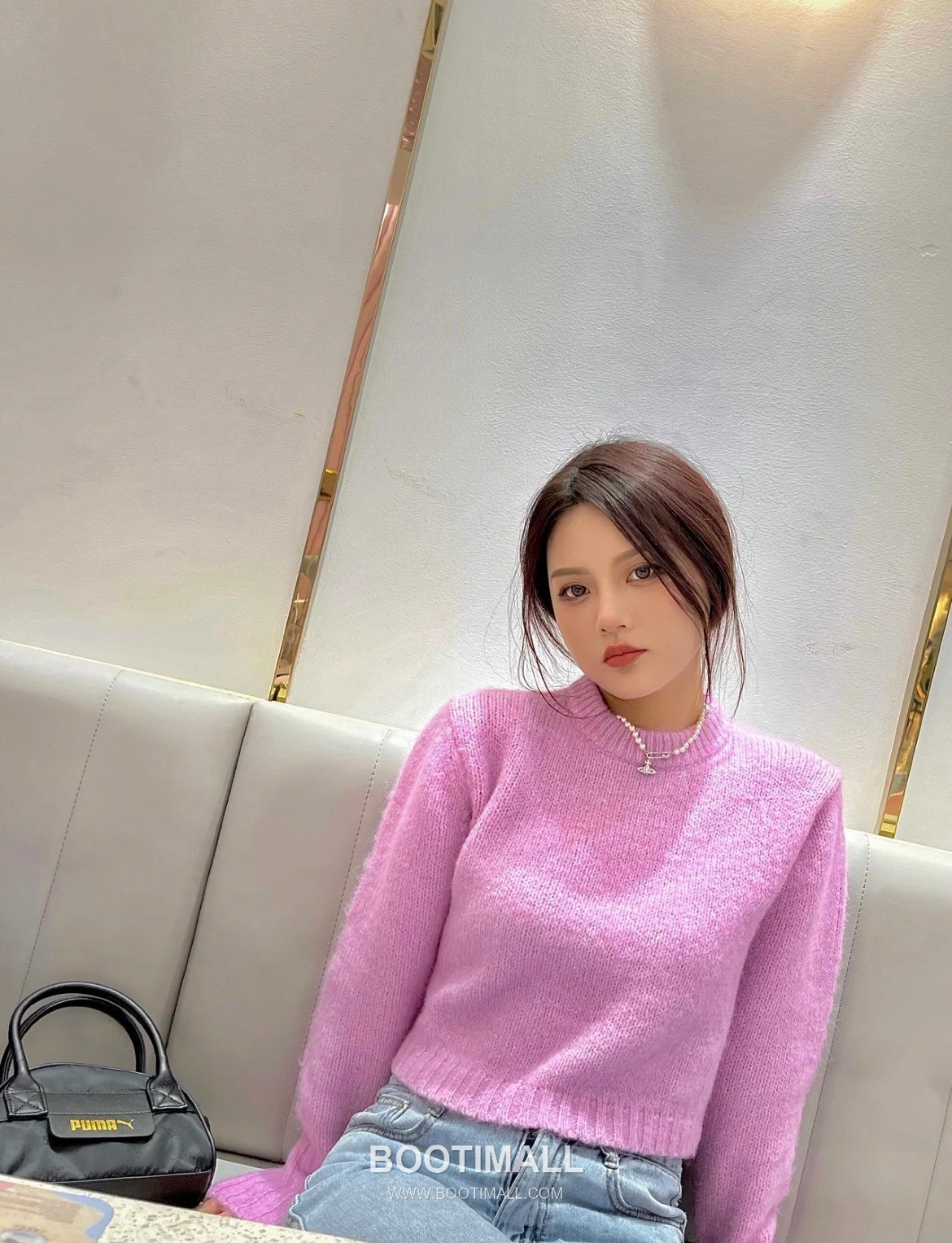 Vivienne Westwood Safety Pin Orb Pearl Brass Gold Plated Necklace with Saturn Pendant 비비안웨스트우드 세이프티핀 오브 펄 황동 골드도금 네클리스 새턴 펜던트 5