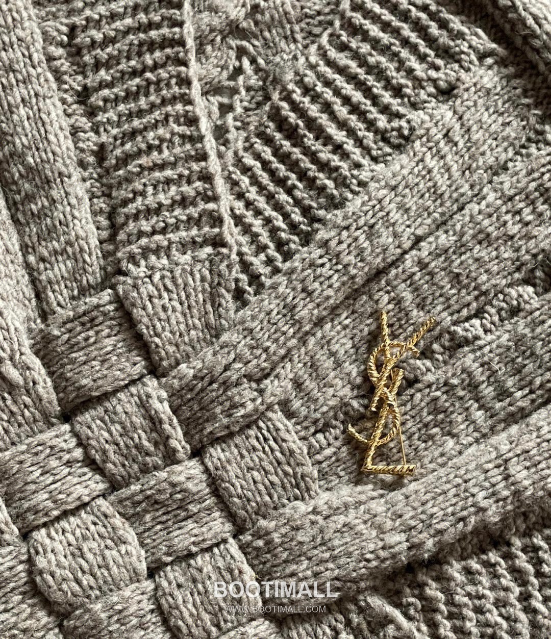 Saint Laurent Twist Pattern Brass Gold Plated Brooch with Pin Clasp Detail 생로랑 트위스트 패턴 황동 골드도금 브로치 핀 클래스프 디테일 6