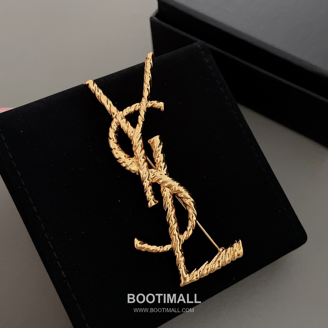 Saint Laurent Twist Pattern Brass Gold Plated Brooch with Pin Clasp Detail 생로랑 트위스트 패턴 황동 골드도금 브로치 핀 클래스프 디테일 11