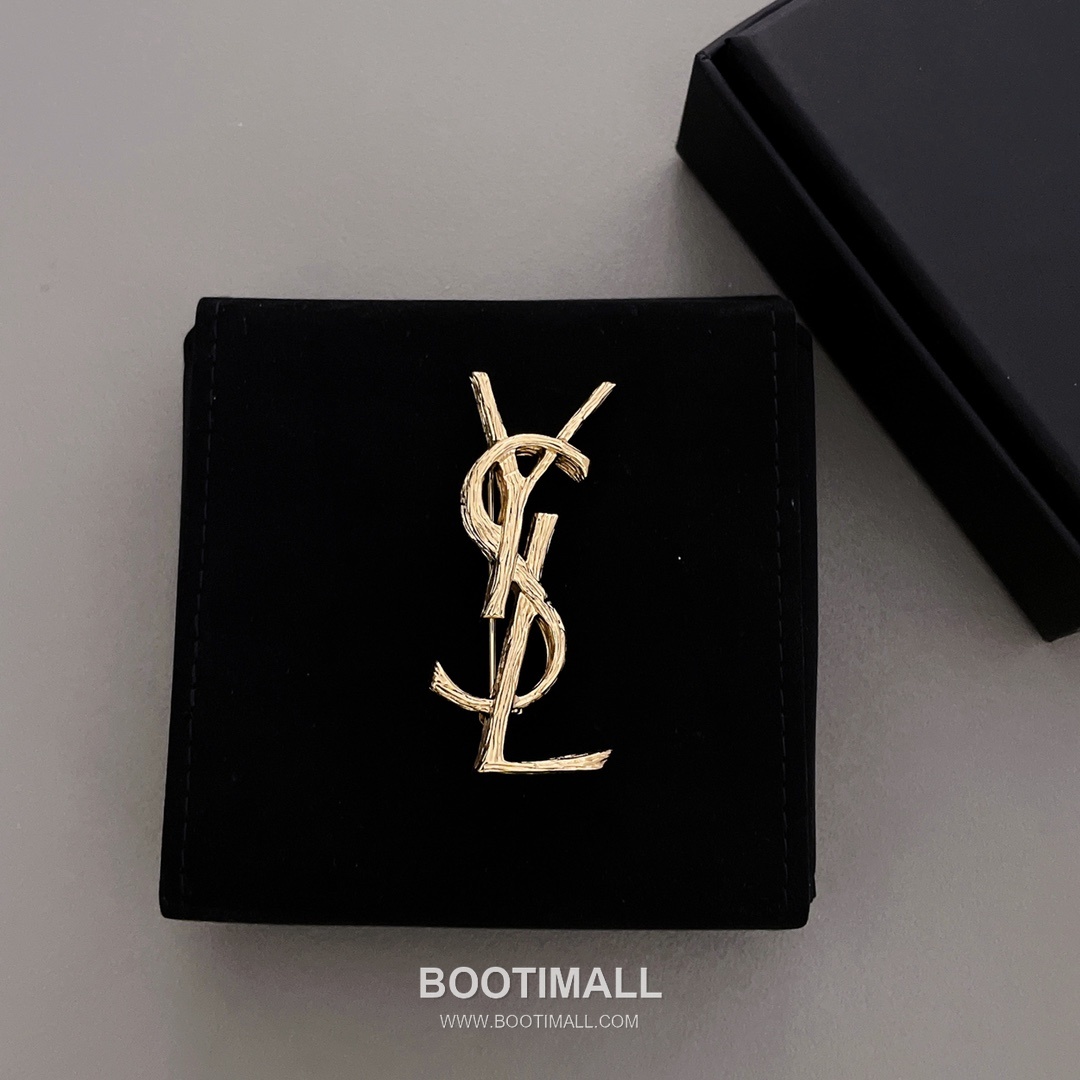 Saint Laurent Bark Texture Brass Gold Plated Brooch with Pin Clasp Detail 생로랑 바크 텍스처 황동 골드도금 브로치 핀 클래스프 디테일 5