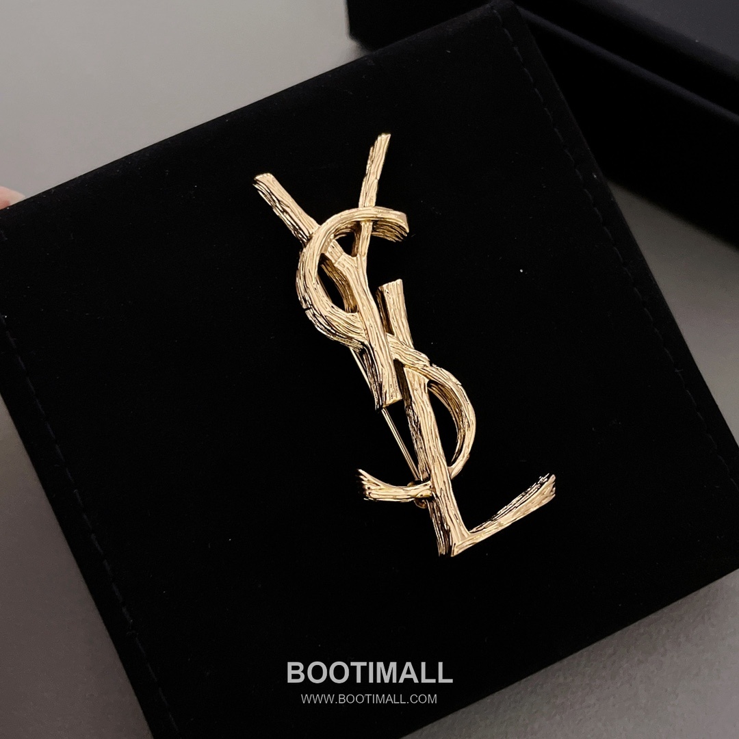 Saint Laurent Bark Texture Brass Gold Plated Brooch with Pin Clasp Detail 생로랑 바크 텍스처 황동 골드도금 브로치 핀 클래스프 디테일 6