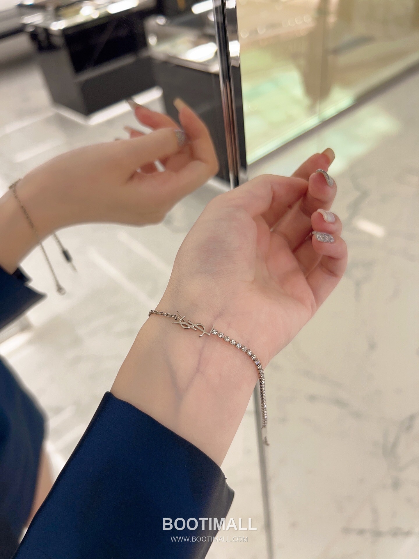 Saint Laurent Half Chain Half Crystal Brass Silver Plated Bracelet with Link Detail 생로랑 하프 체인 하프 크리스탈 황동 실버도금 브레이슬릿 링크 디테일 3