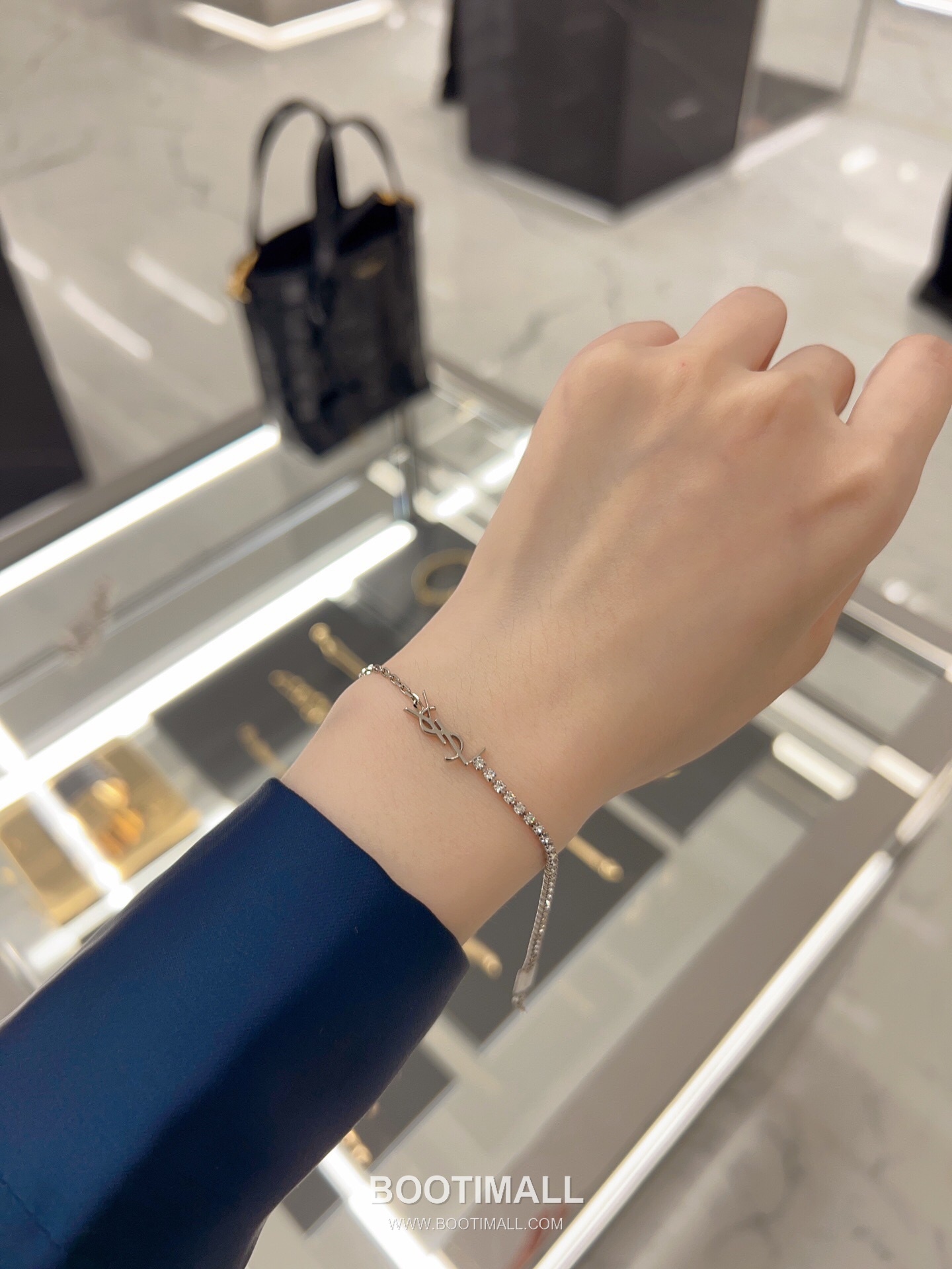 Saint Laurent Half Chain Half Crystal Brass Silver Plated Bracelet with Link Detail 생로랑 하프 체인 하프 크리스탈 황동 실버도금 브레이슬릿 링크 디테일 4